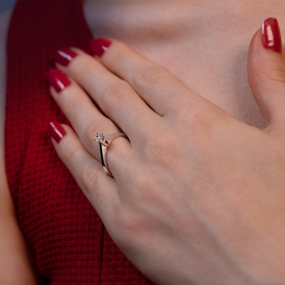 F Renk 0.20 Karat Pırlanta Tektaş Yüzük