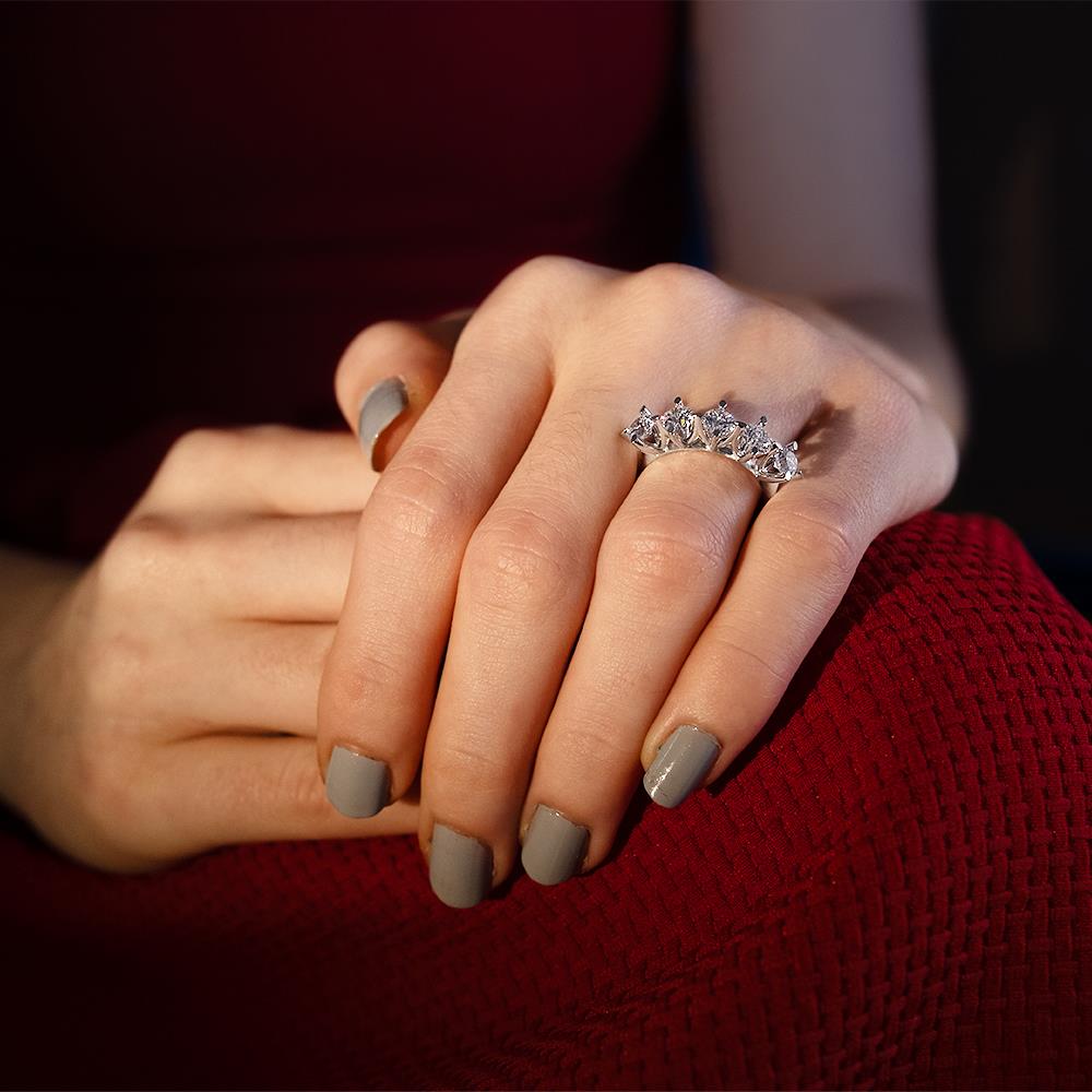 F Renk 1.25 Karat Pırlanta Beştaş Yüzük