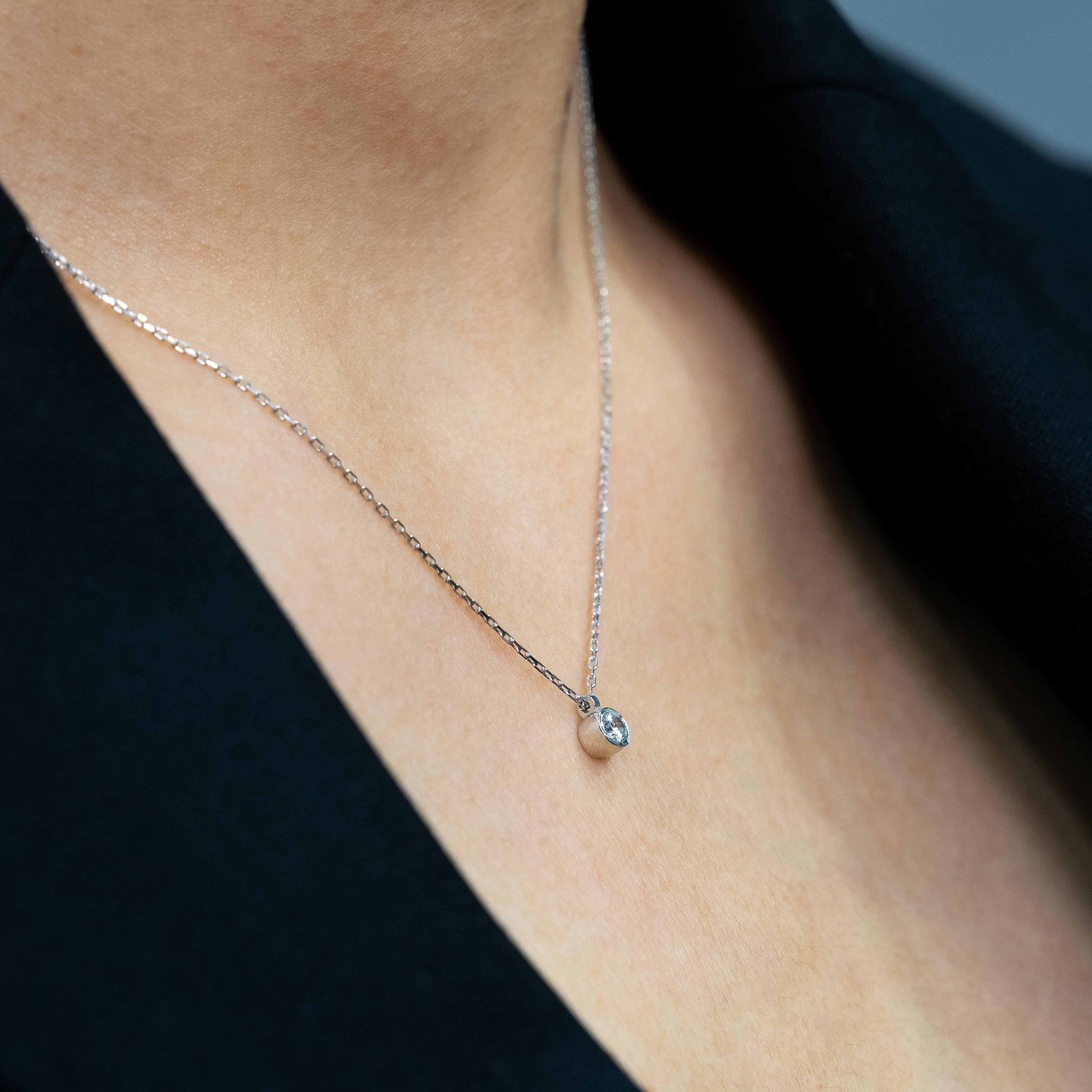 G Renk 0,10 Karat Pırlanta Tektaş Kolye