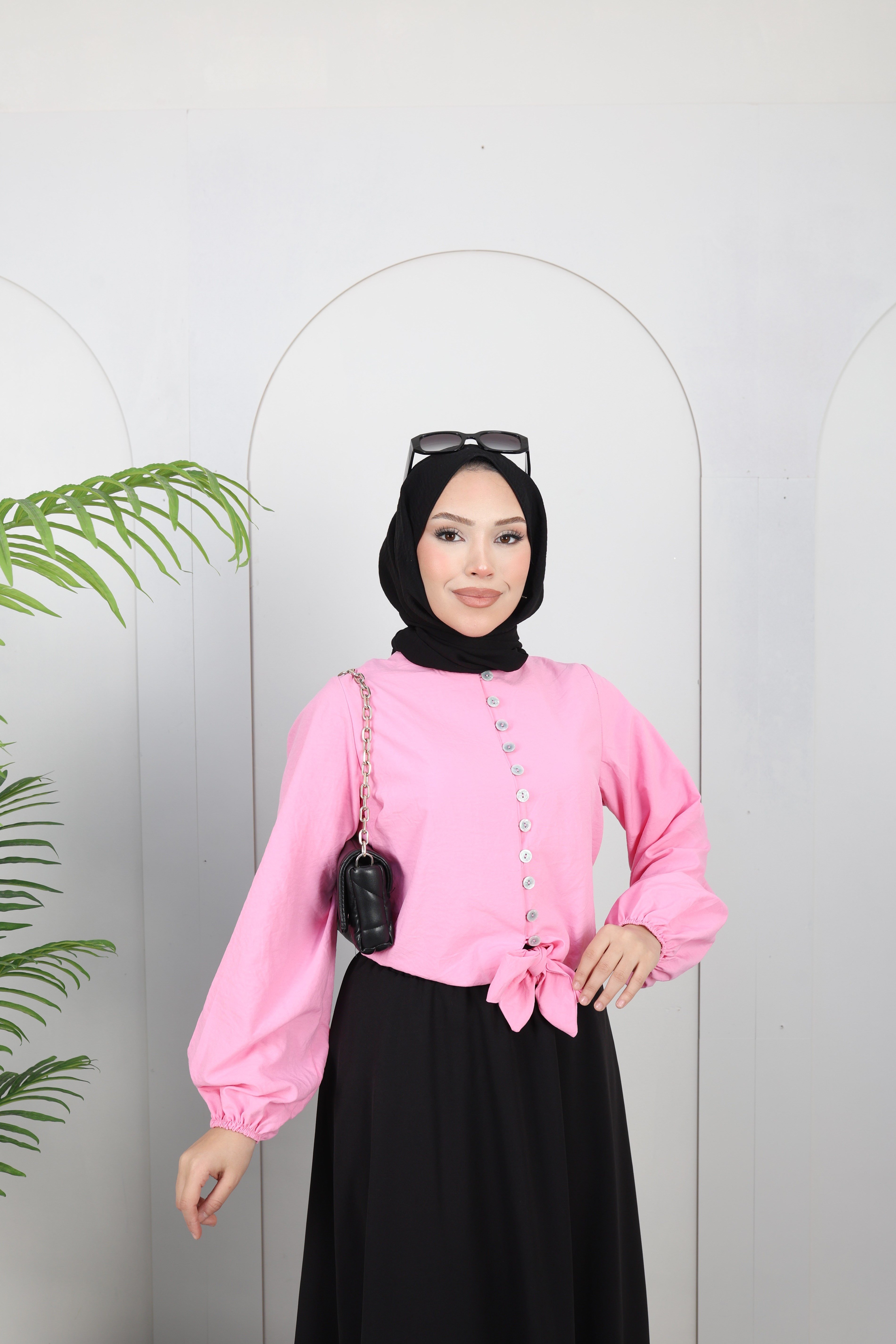 Biritli Etek Üstü Modal Gömlek