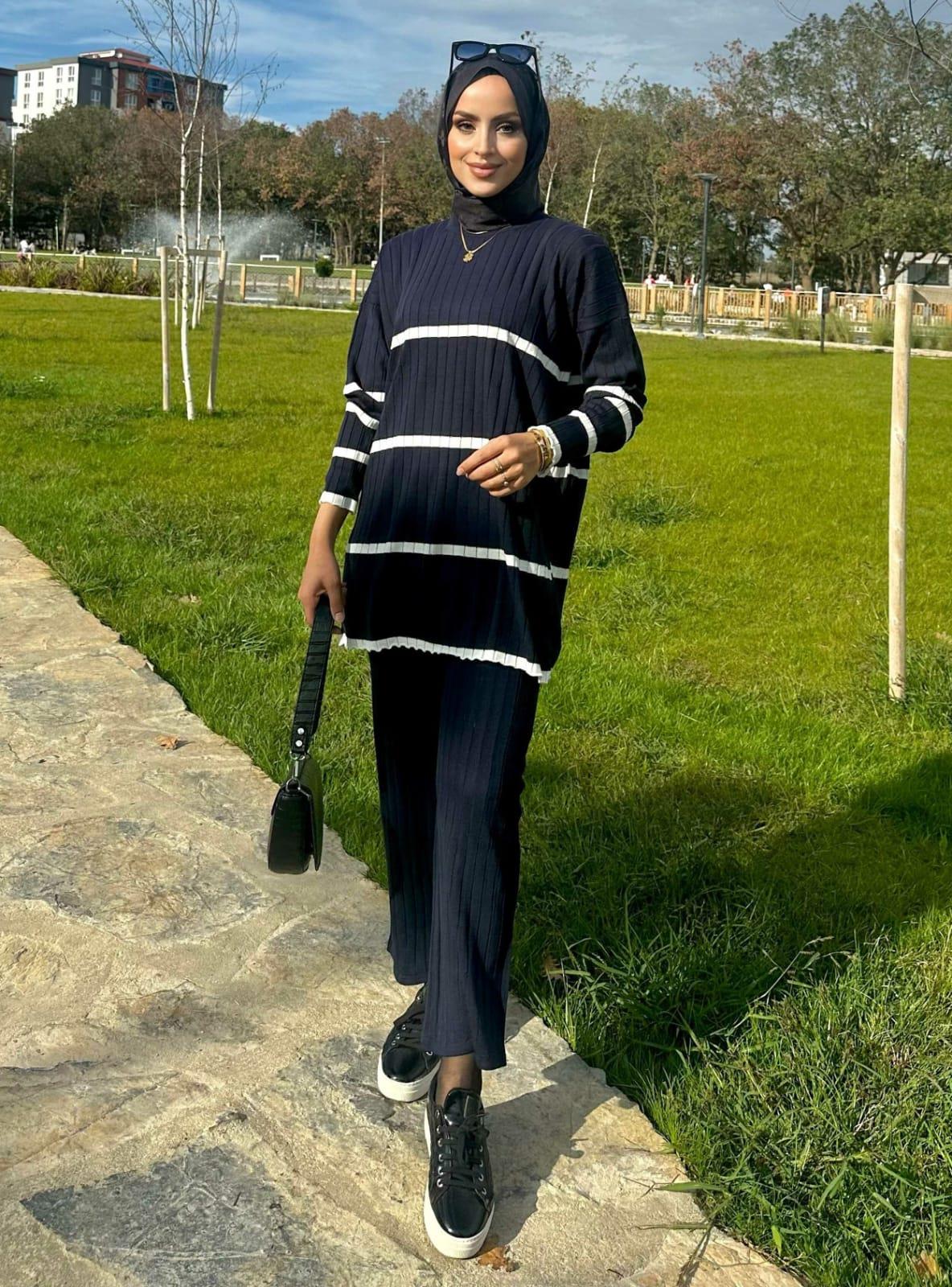 Yeni Sezon Çizgili Triko Takım