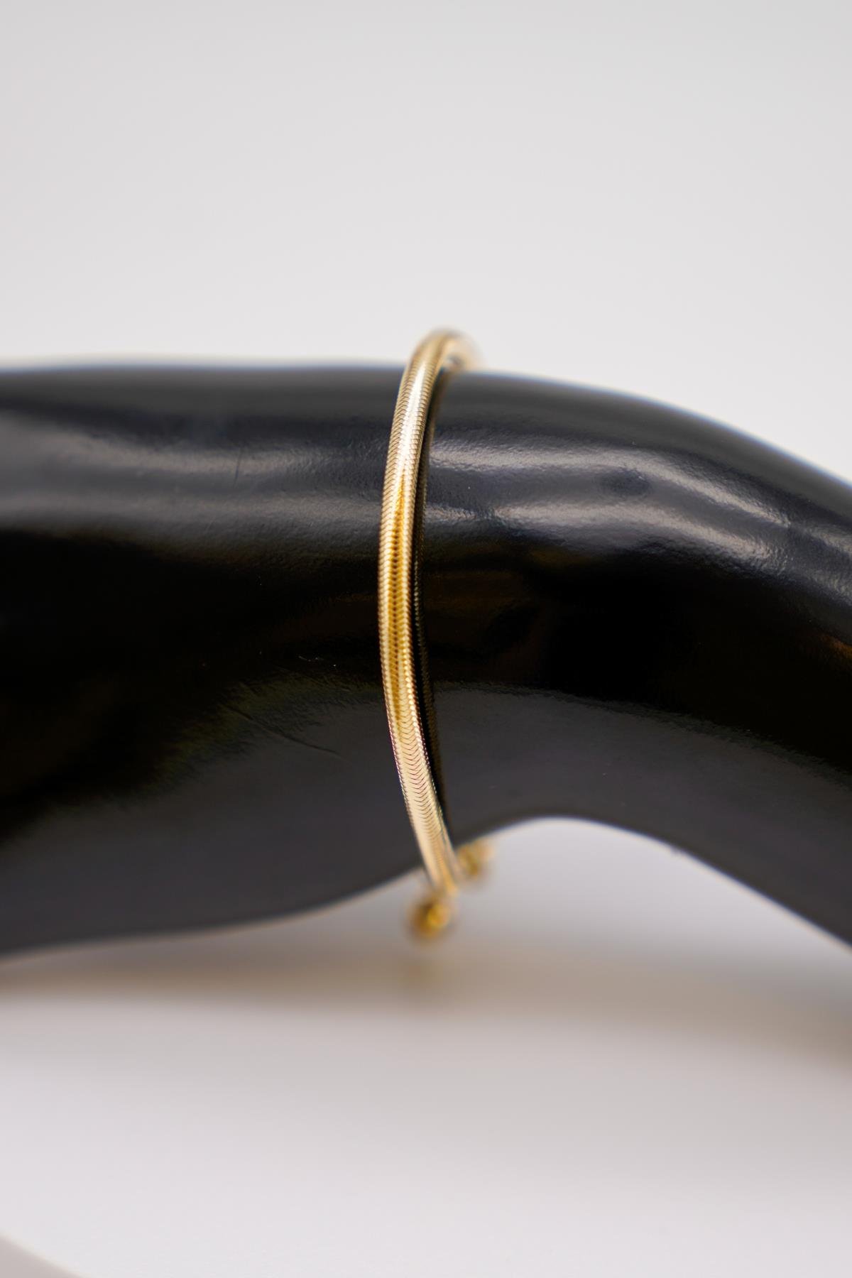 14 Ayar Altın Ayarlanabilir Lastik Bileklik – Sade ve Şık Tasarımlı Minimal Takı