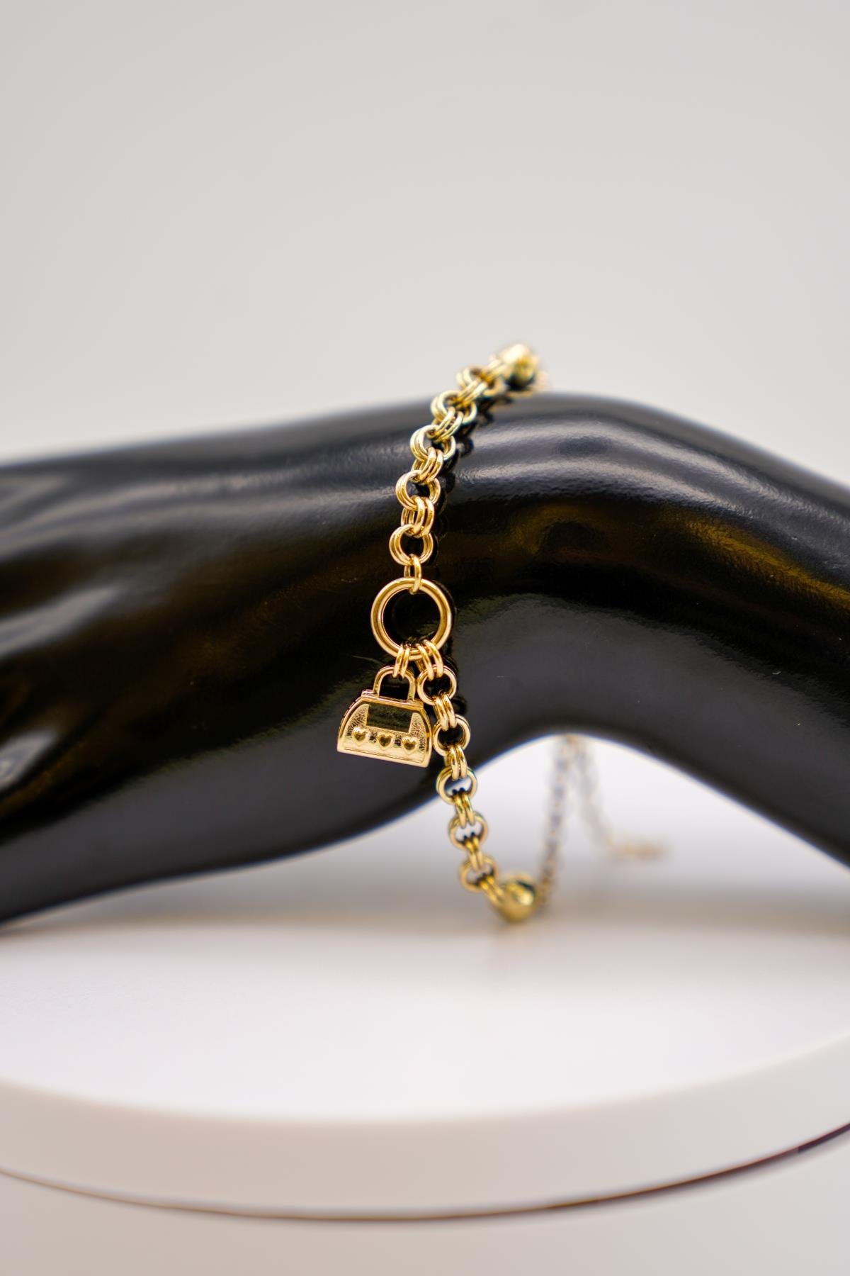 14 Ayar Altın Çantalı Halkalı Bileklik – Kalın Zincirli, Şık ve Hareketli Tasarım