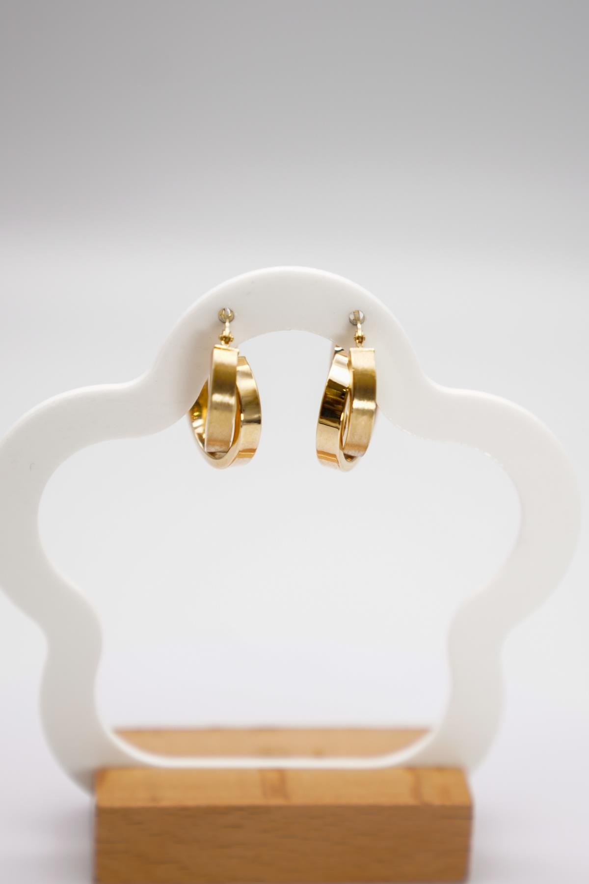 14 Ayar Altın Fantasy Halka Küpe – Yuvarlak Formlu Parlak Yüzeyli Kadın Takı Modeli