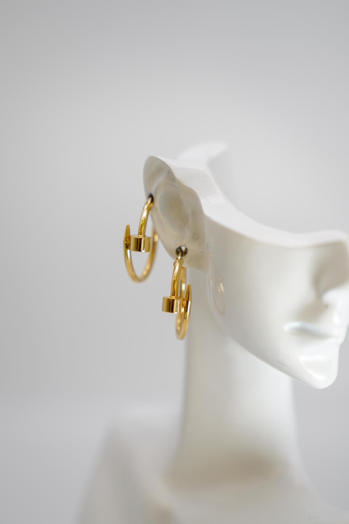 14 Ayar Altın Fantasy Model Küpe – Modern Detaylı, Kadınlara Özel Klasik Yuvarlak Form