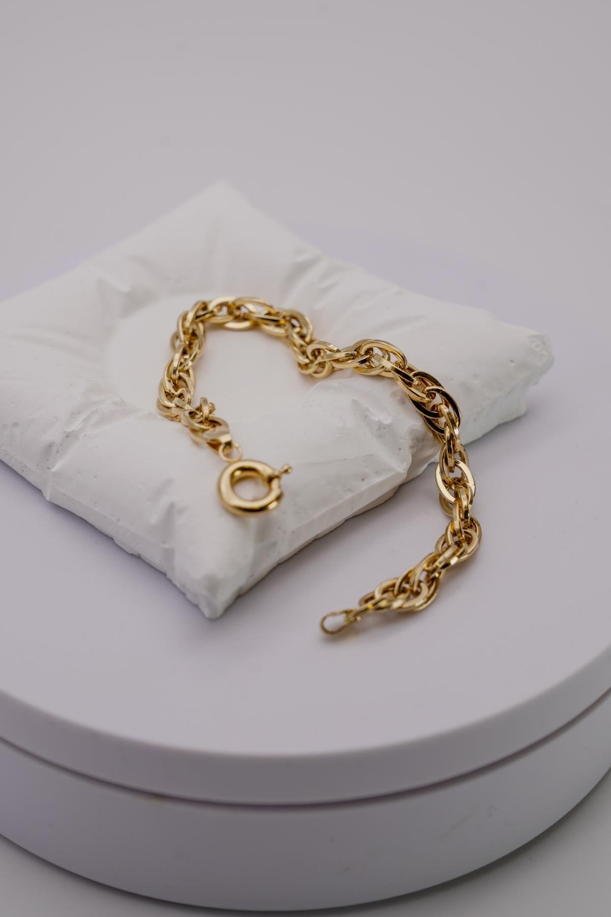 14 Ayar Altın Halka Zincir Kadın Bileklik – Klasik Formda Günlük ve Şık Takı Seçimi