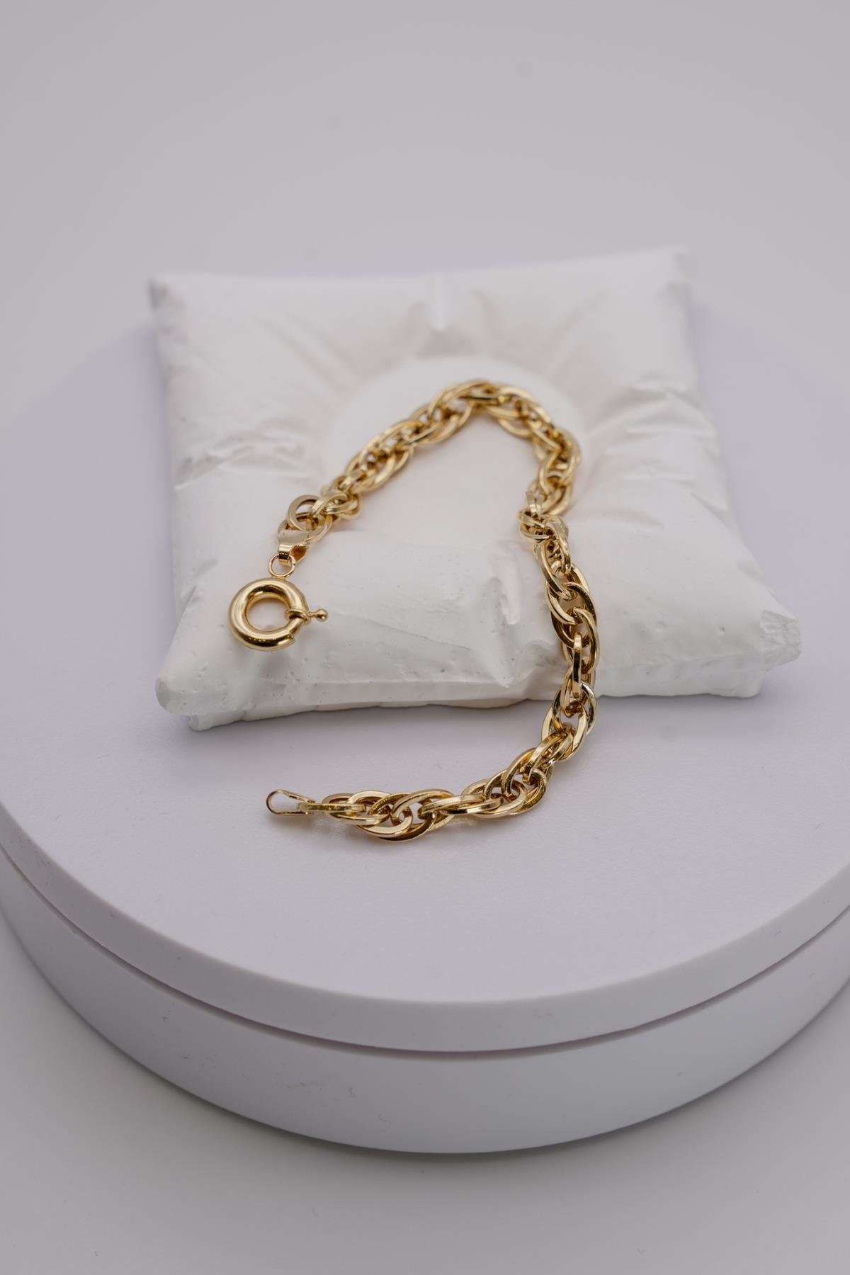 14 Ayar Altın Halka Zincir Kadın Bileklik – Klasik Formda Günlük ve Şık Takı Seçimi