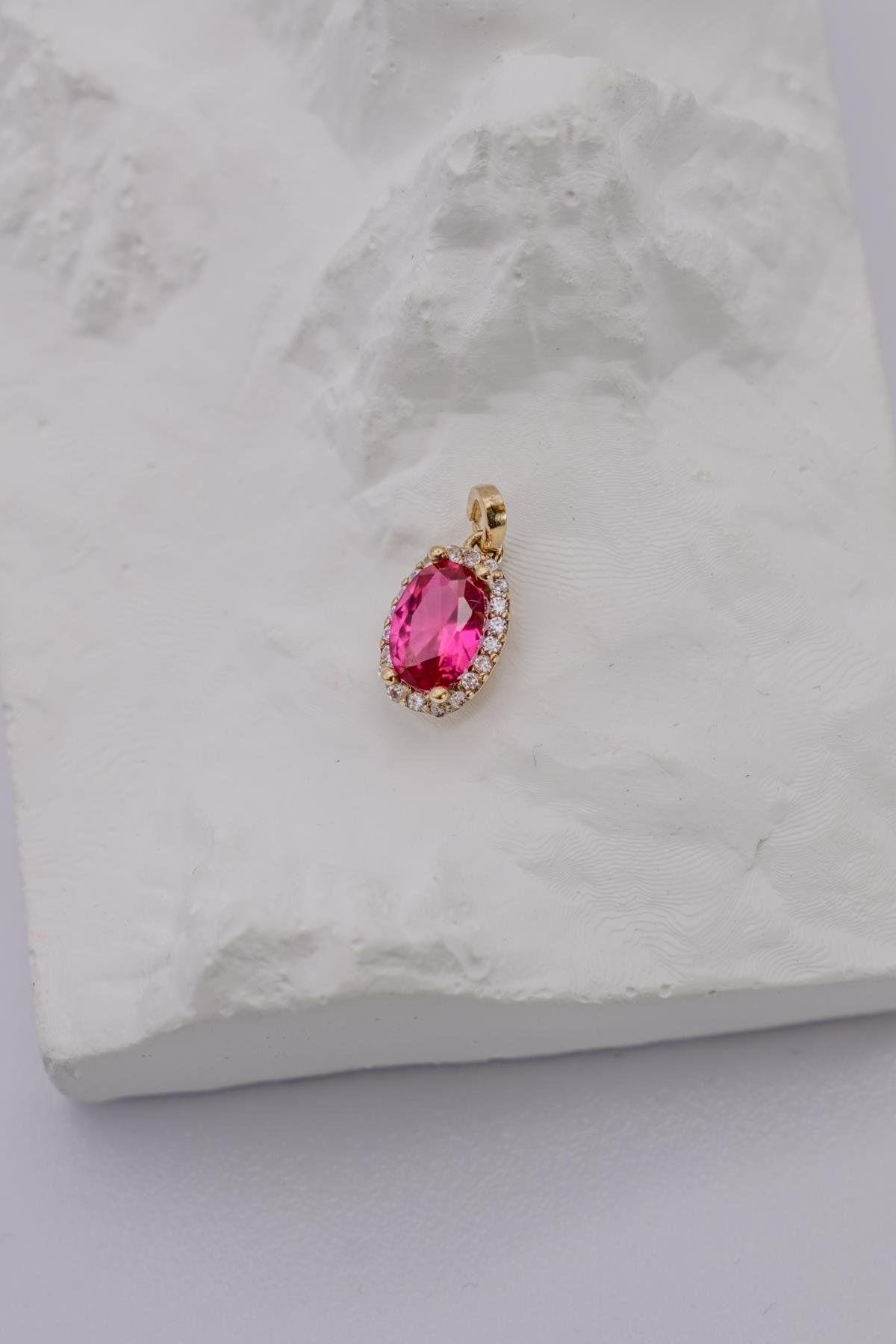 14 Ayar Altın Pembe Topaz Taşlı Kolye Ucu – Romantik ve Zarif Görünüm İçin Özel Tasarım