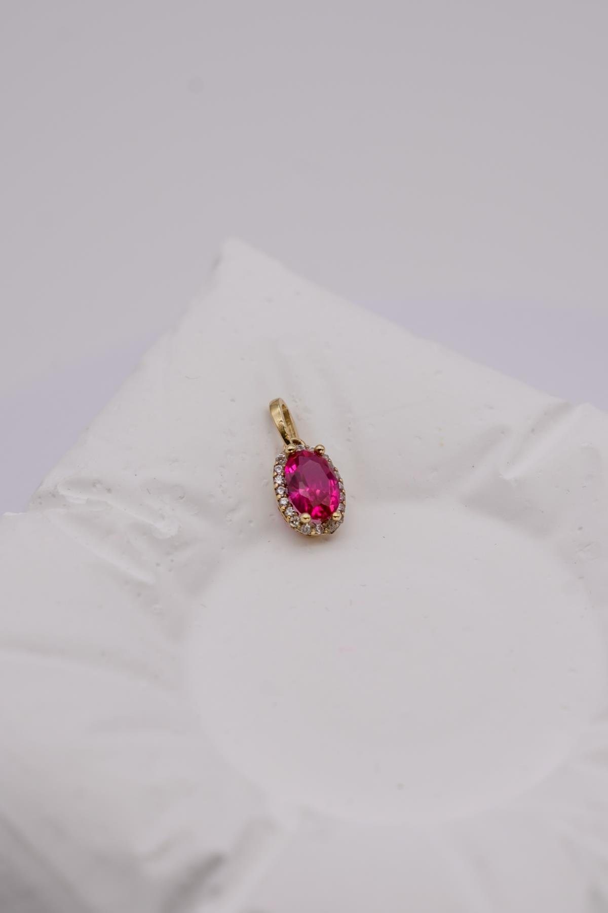 14 Ayar Altın Pembe Topaz Taşlı Kolye Ucu – Romantik ve Zarif Görünüm İçin Özel Tasarım