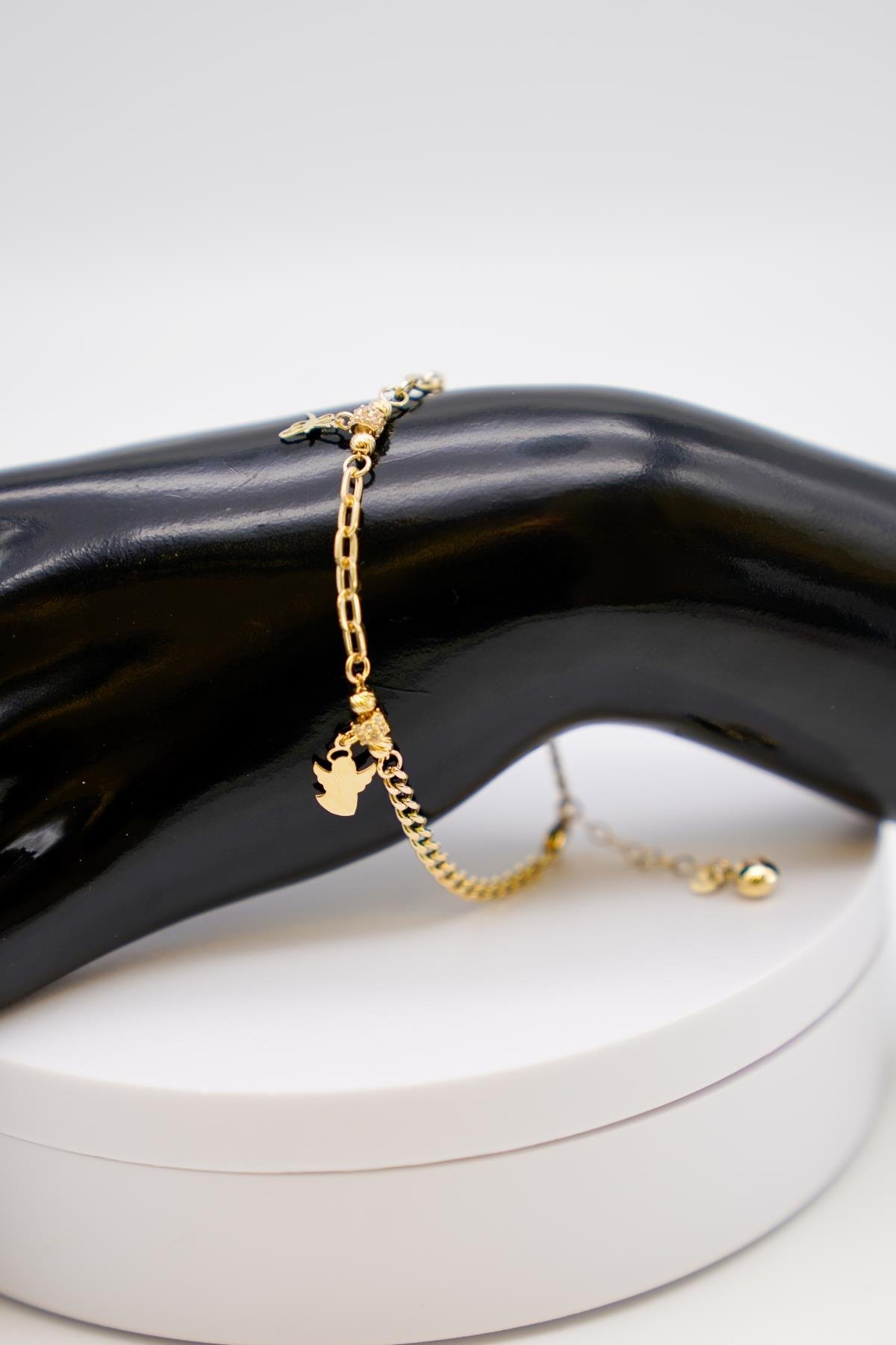 14 Ayar Altın Şans Figürlü Bileklik – Zarif Zincir Detaylı Modern ve Anlamlı Tasarım