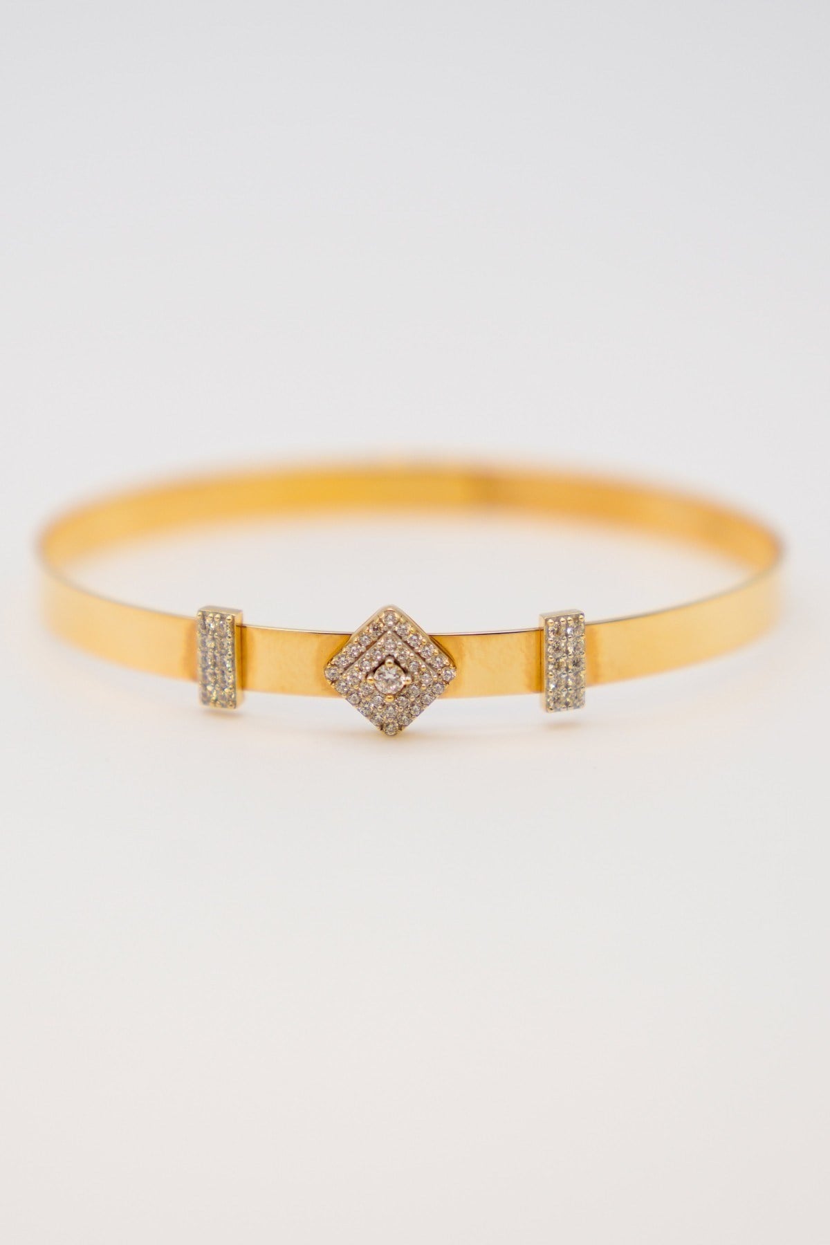 Zircon Stone Bracelet 14 Carat