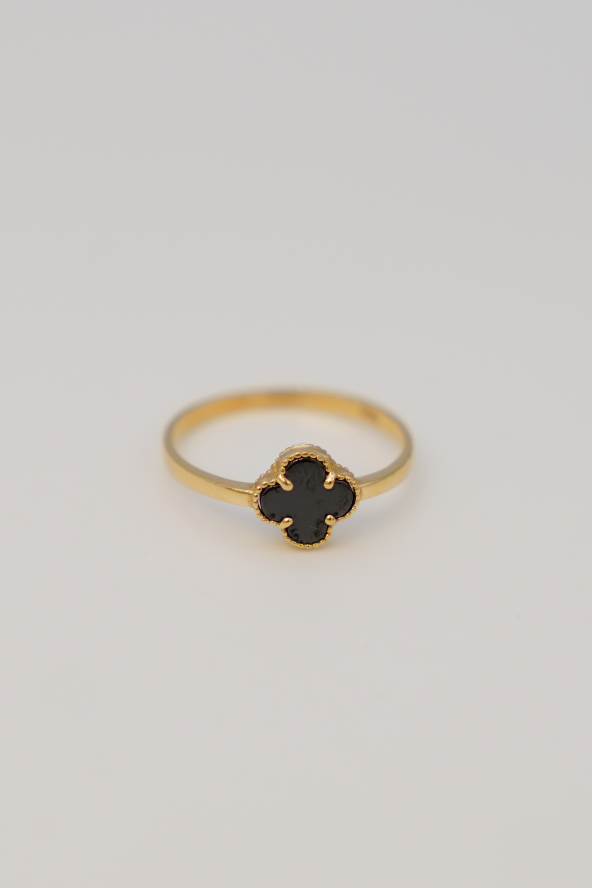 14 Ayar Sarı Altın Siyah Yonca Tasarım Minimalist Yüzük