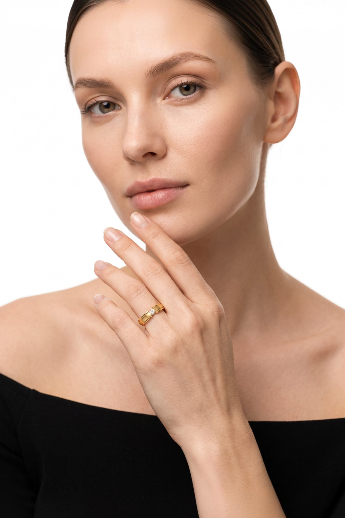  Handgefertigter Ring mit Zirkon-Solitär 14 Karat