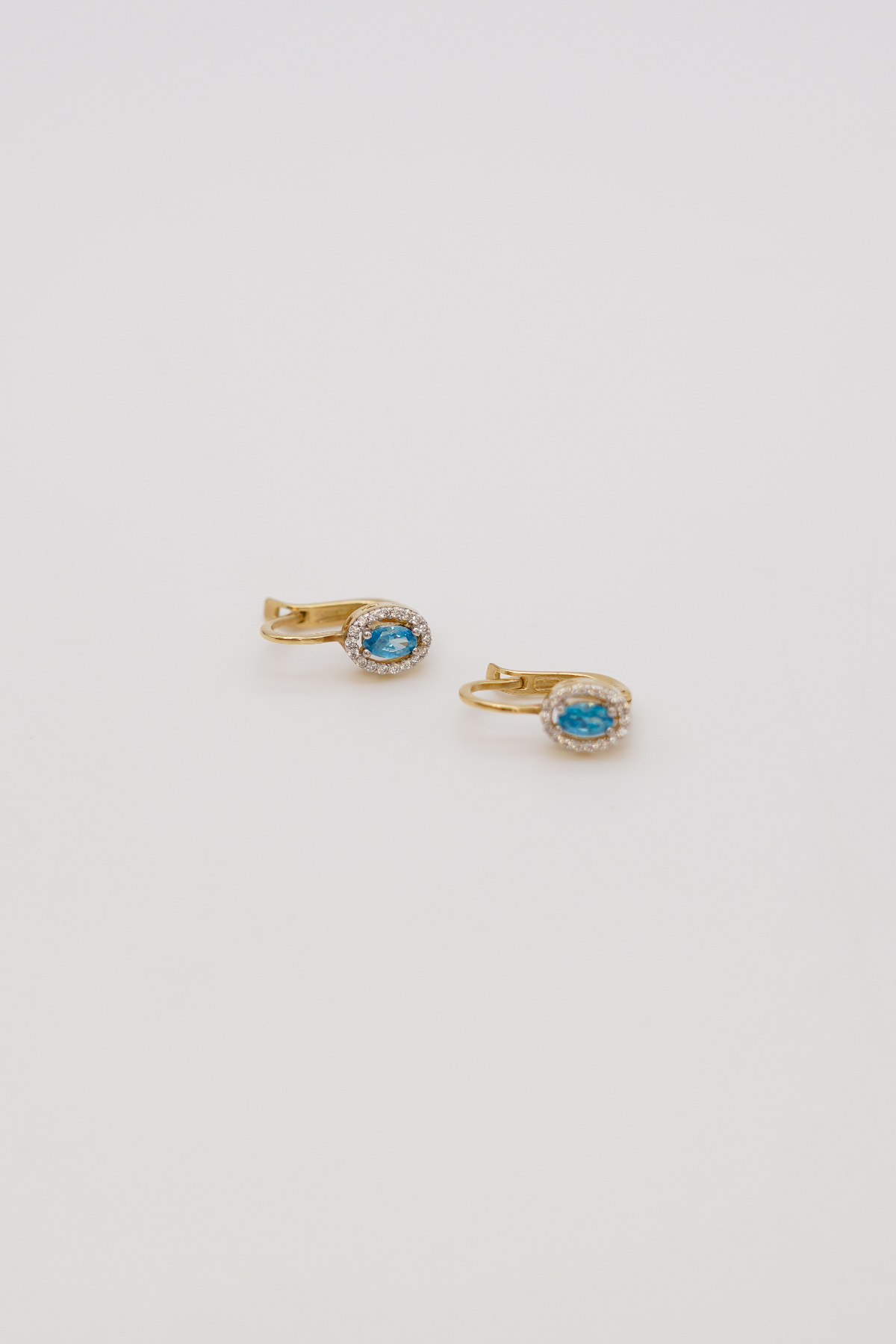 14 Ayar Sarı Altın Topaz Taşlı Oval Kesim Kadın Küpe