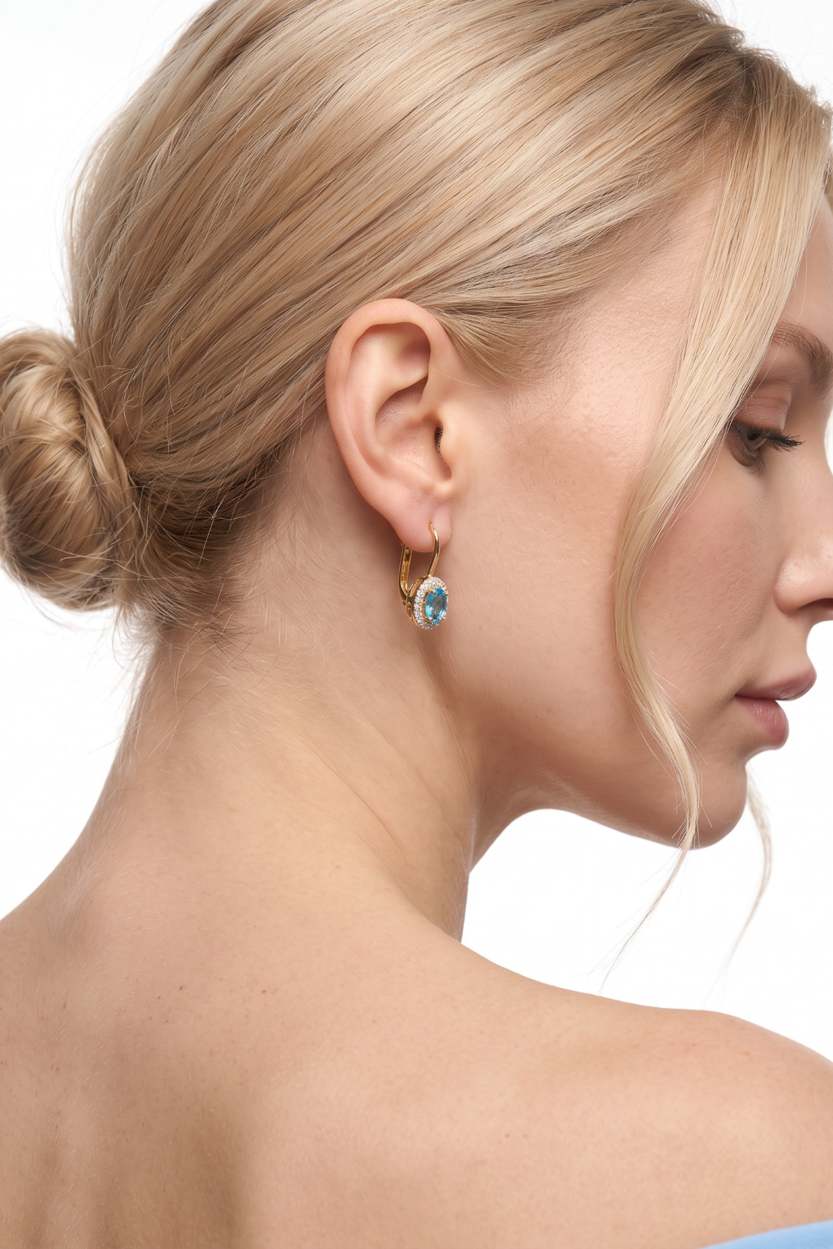 Ohrringe mit blauem Zirkonstein, 14 Karat