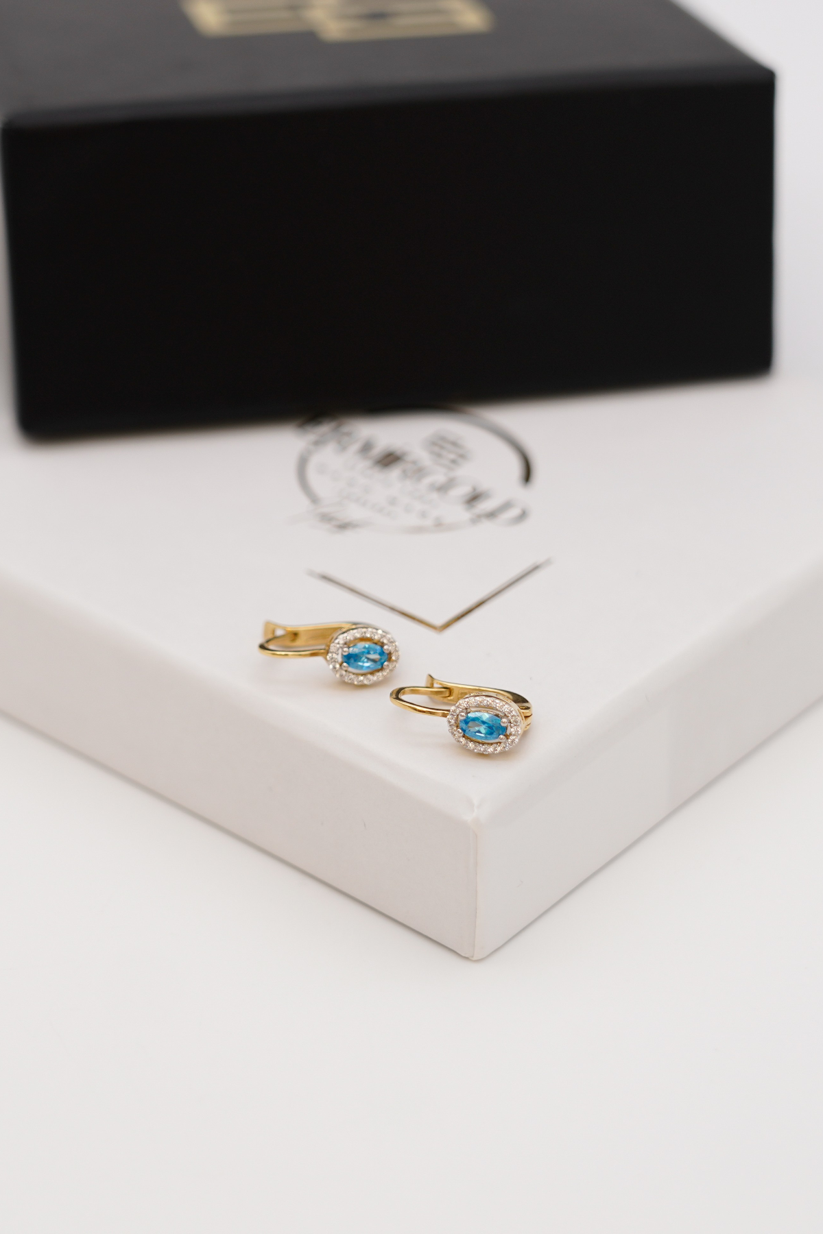 14 Ayar Sarı Altın Topaz Taşlı Oval Kesim Kadın Küpe