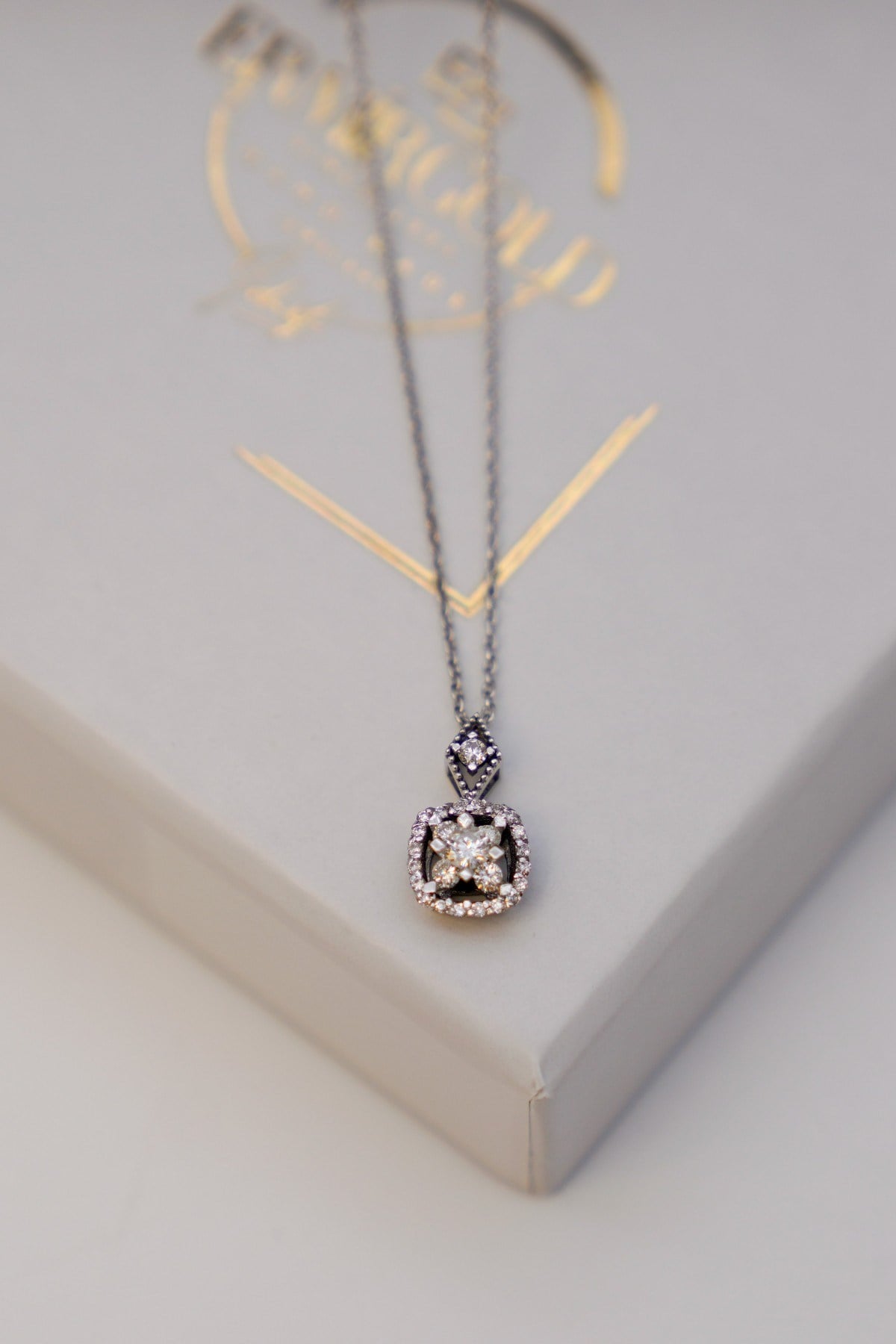 Diamond Necklace 18 Carat