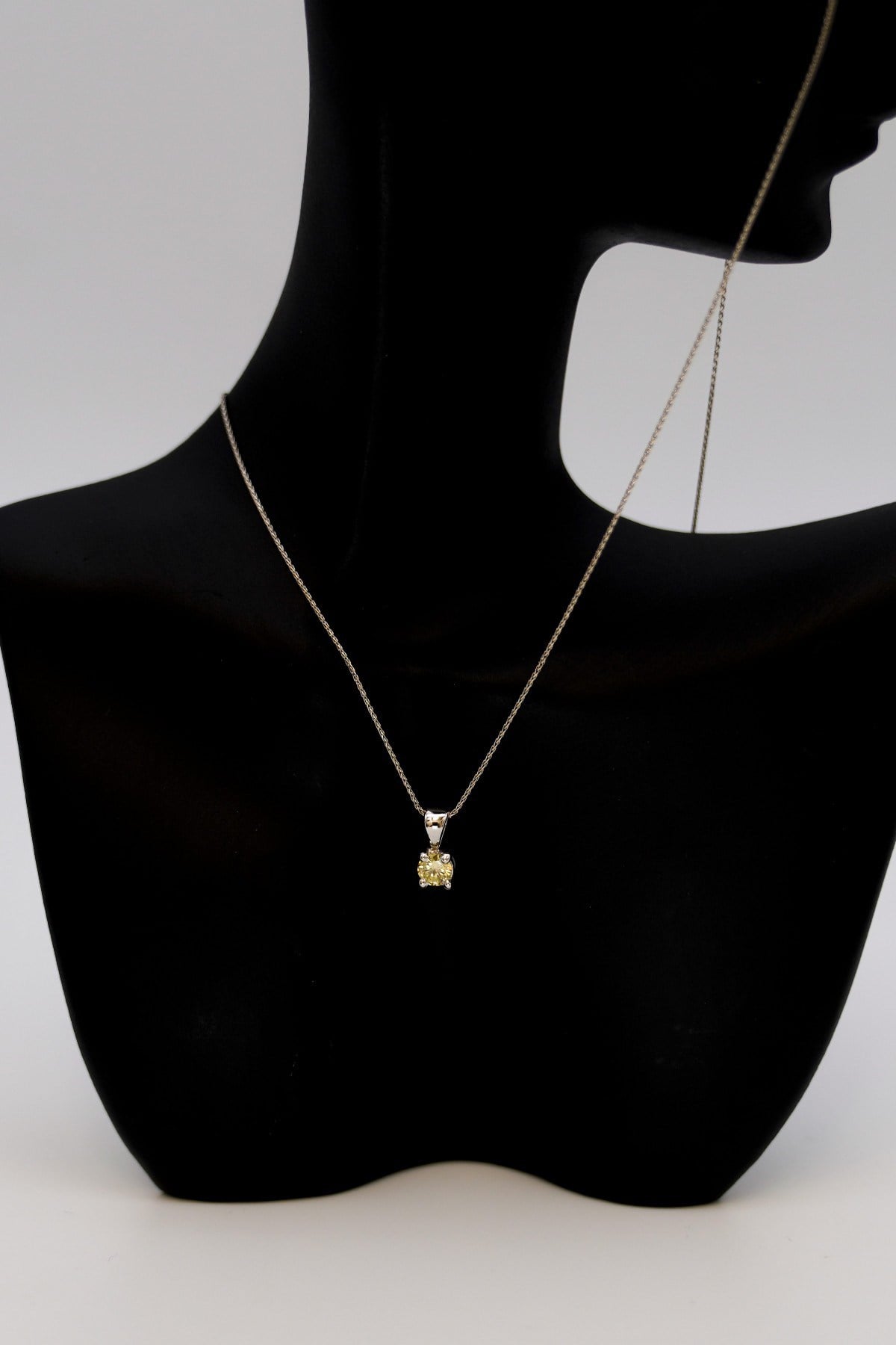 Diamond Necklace 18 Carat