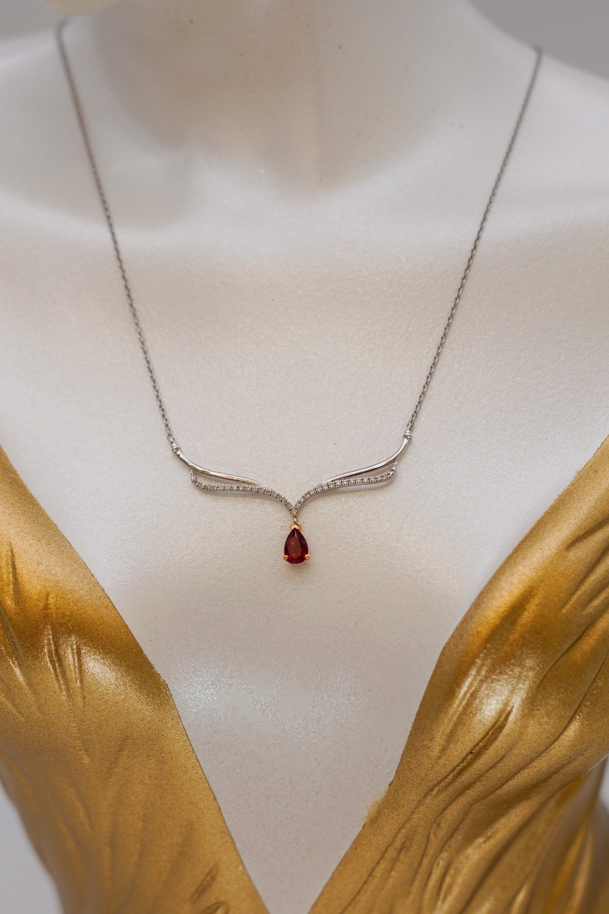 Fantasy Diamond Necklace with Ruby Stone 18 Carat
