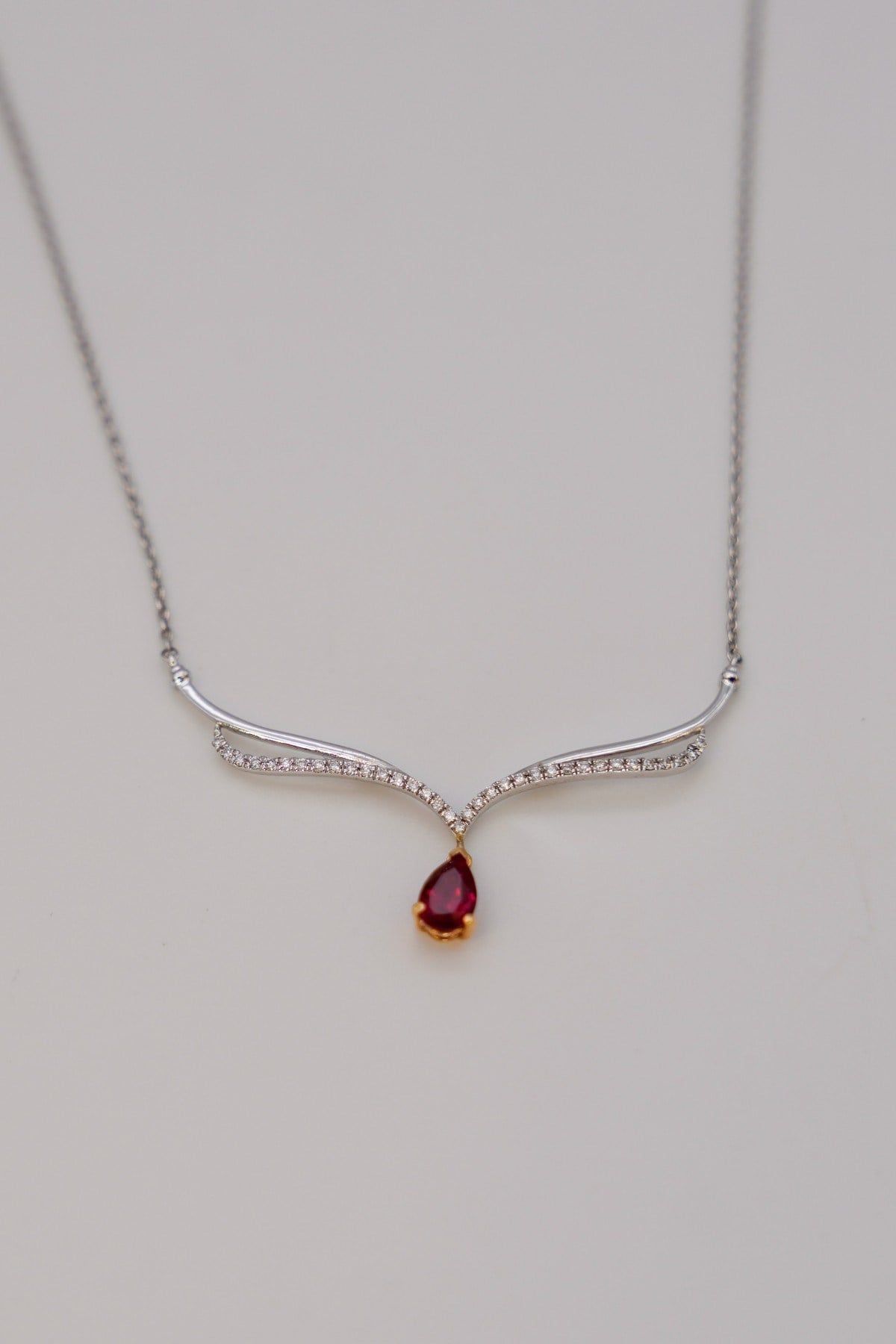 Fantasy Diamond Necklace with Ruby Stone 18 Carat