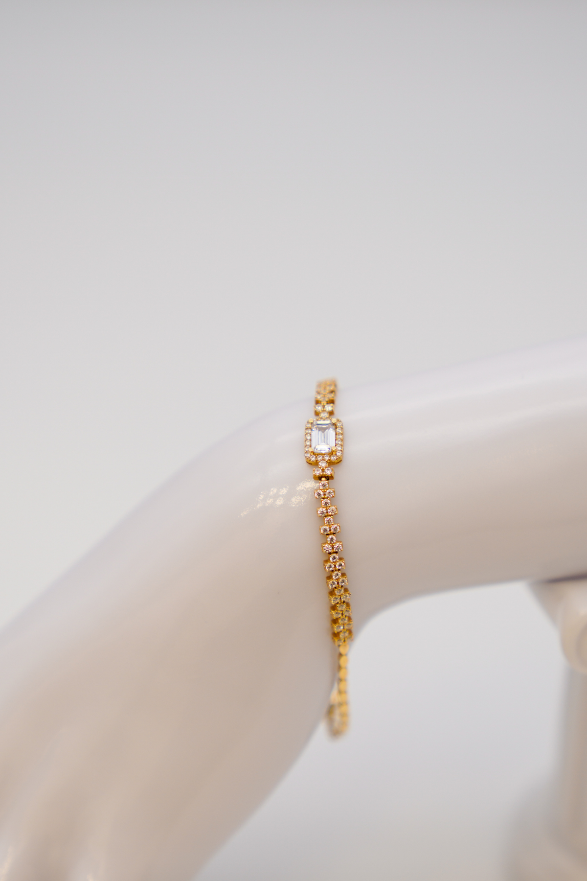Baguette Stone Bracelet 14 Carat