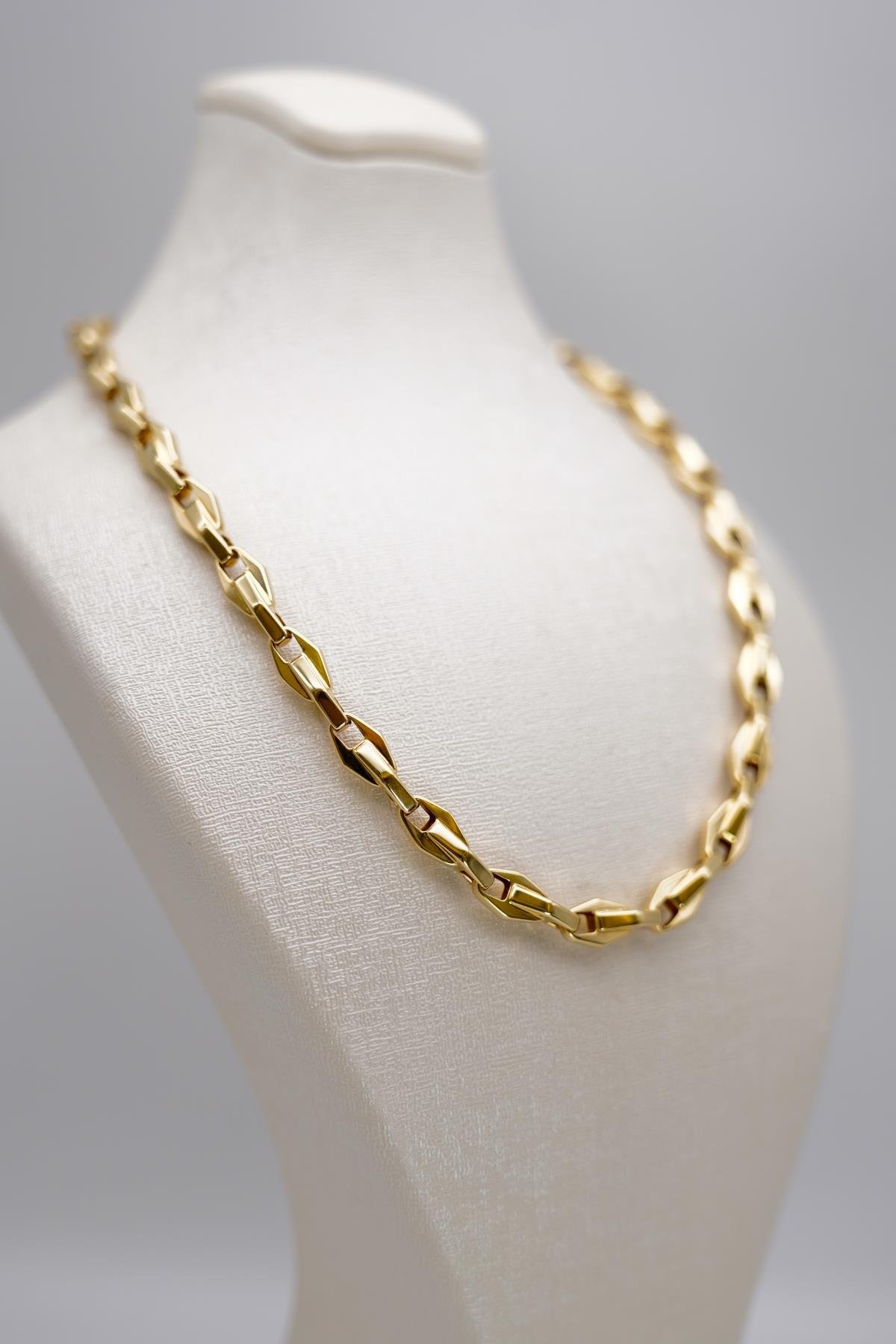 Kalın Formlu İtalyan Altın Zincir Kolye 14 Ayar Özel Kesim Yüzeyli Modern Erkek Takı