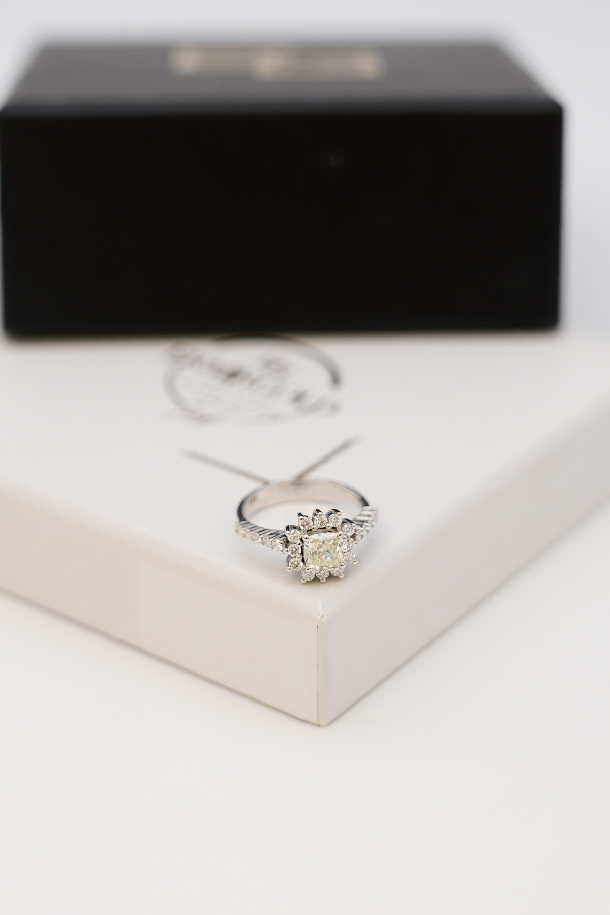 Diamond Ring 14 Carat