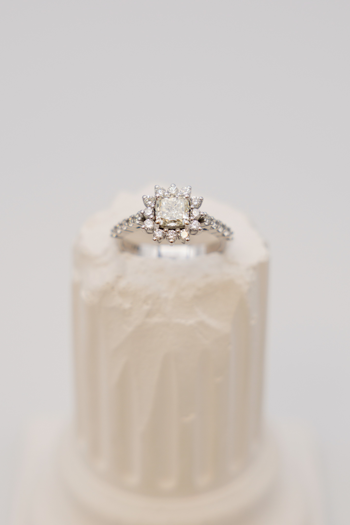 Diamond Ring 14 Carat