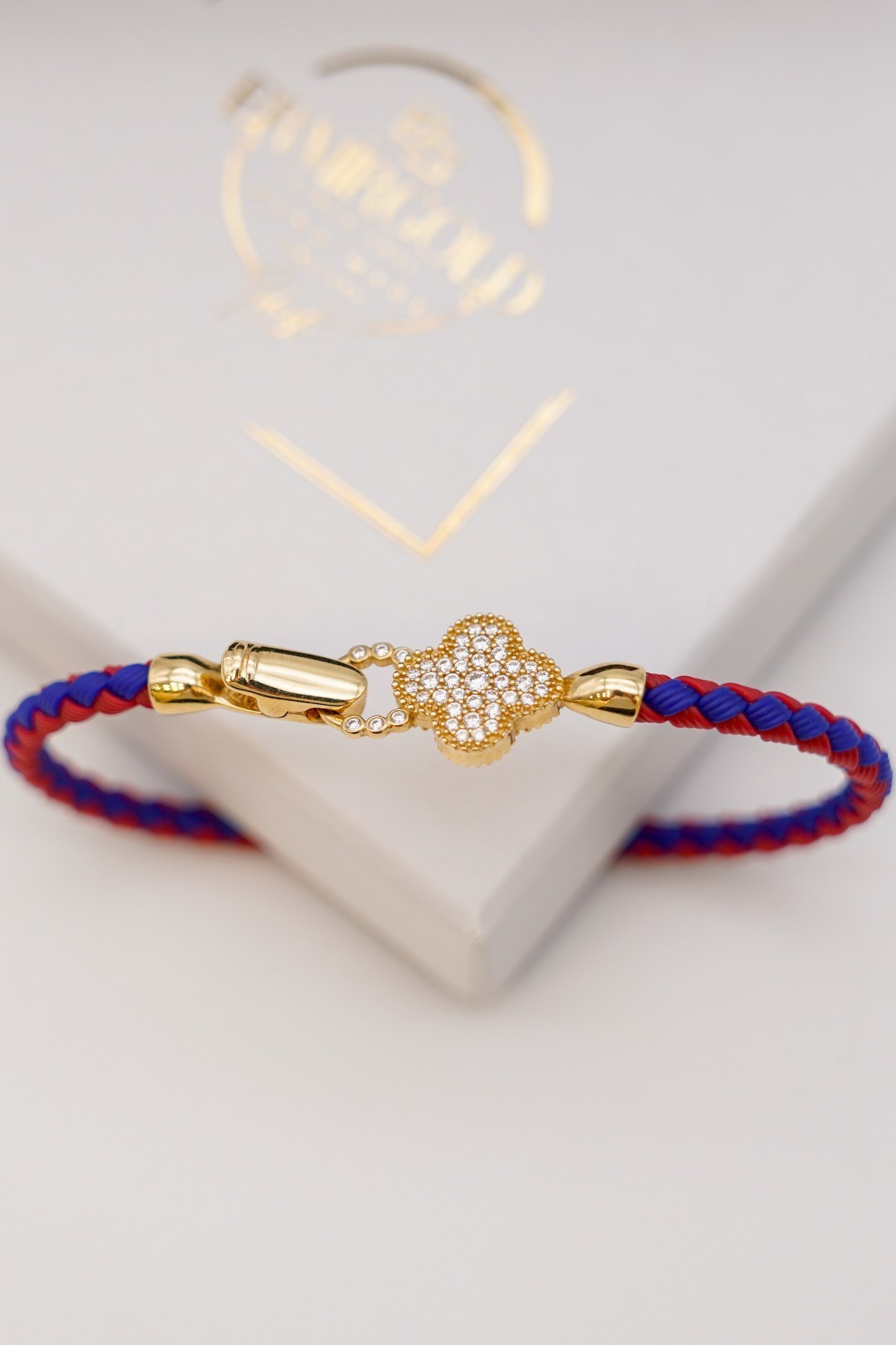Zirkonstein-Vancleff-Strickarmband 14 Karat