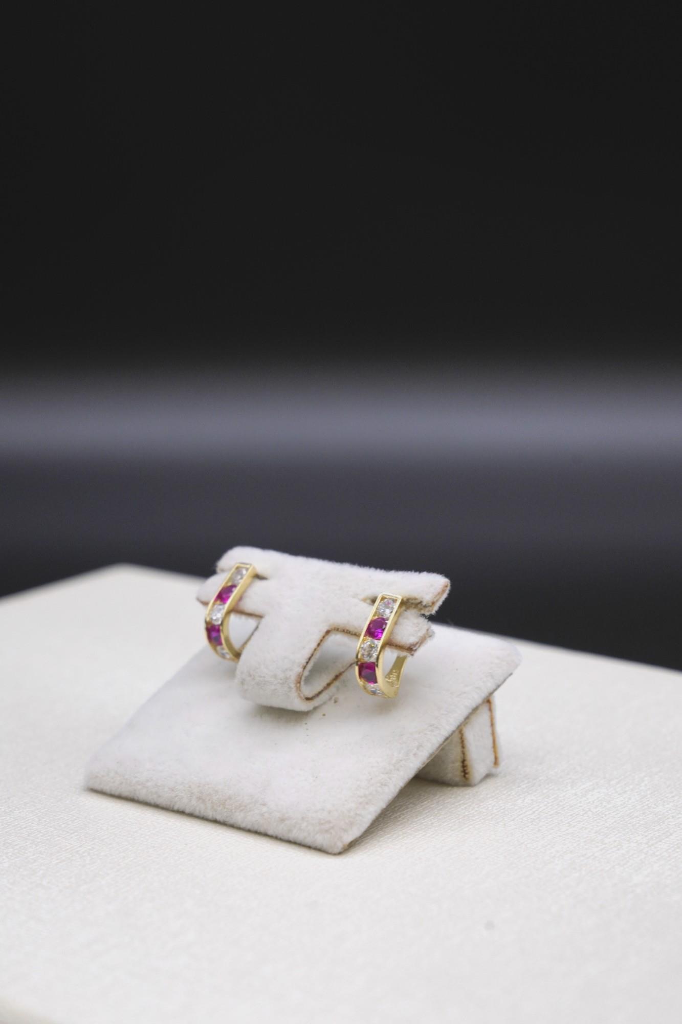 Zirkon Taşlı Çocuk Küpe 14 Ayar