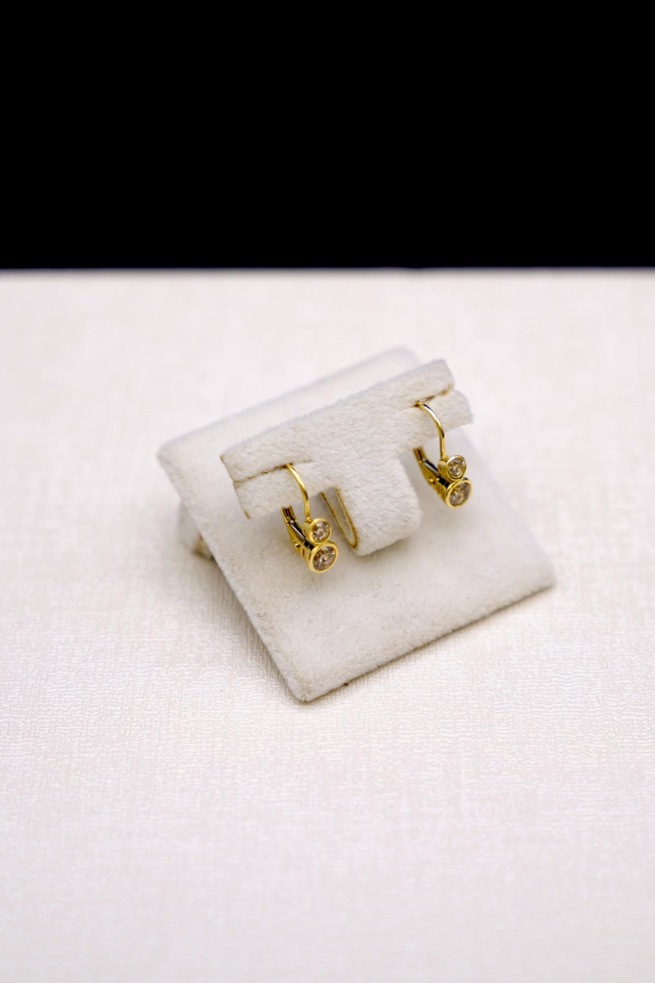 Zirkon Taşlı Küpe 14 Ayar