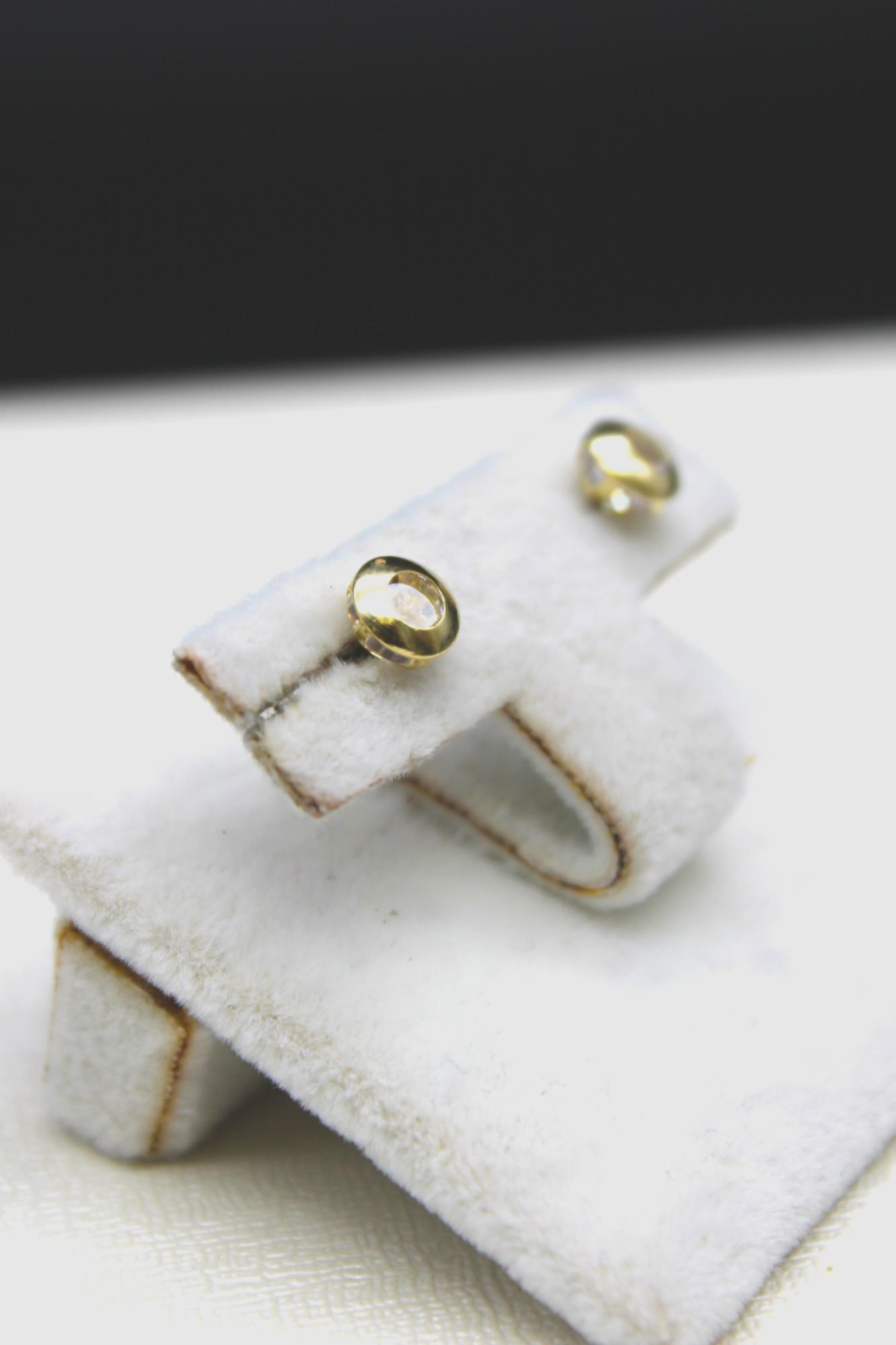 Zirkon Taşlı Tohum Küpe 14 Ayar