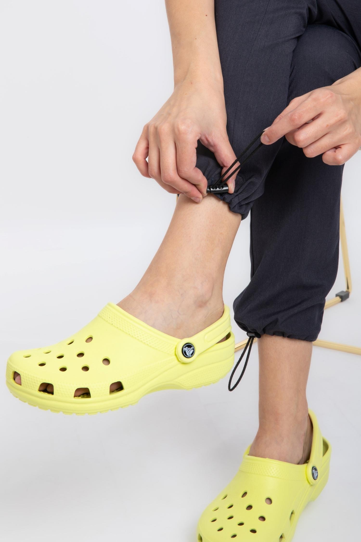 ANTRASİT GRİ CORE-FLEX LİKRALI KADIN PANTOLON (AYARLANABİLİR LASTİKLİ PAÇA)