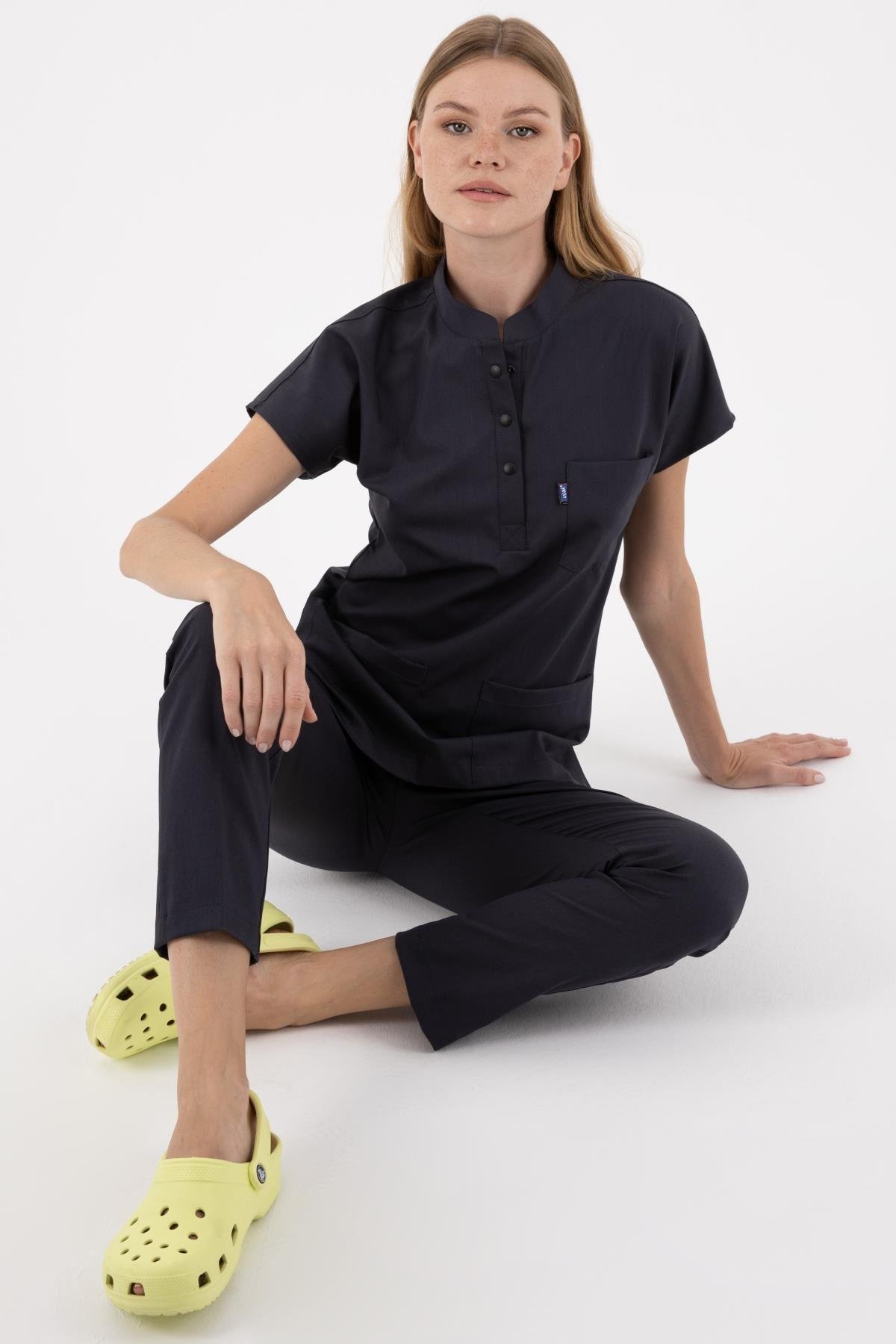 ANTRASİT GRİ PETRA PREMIUM ÜNİFORMA TAKIM