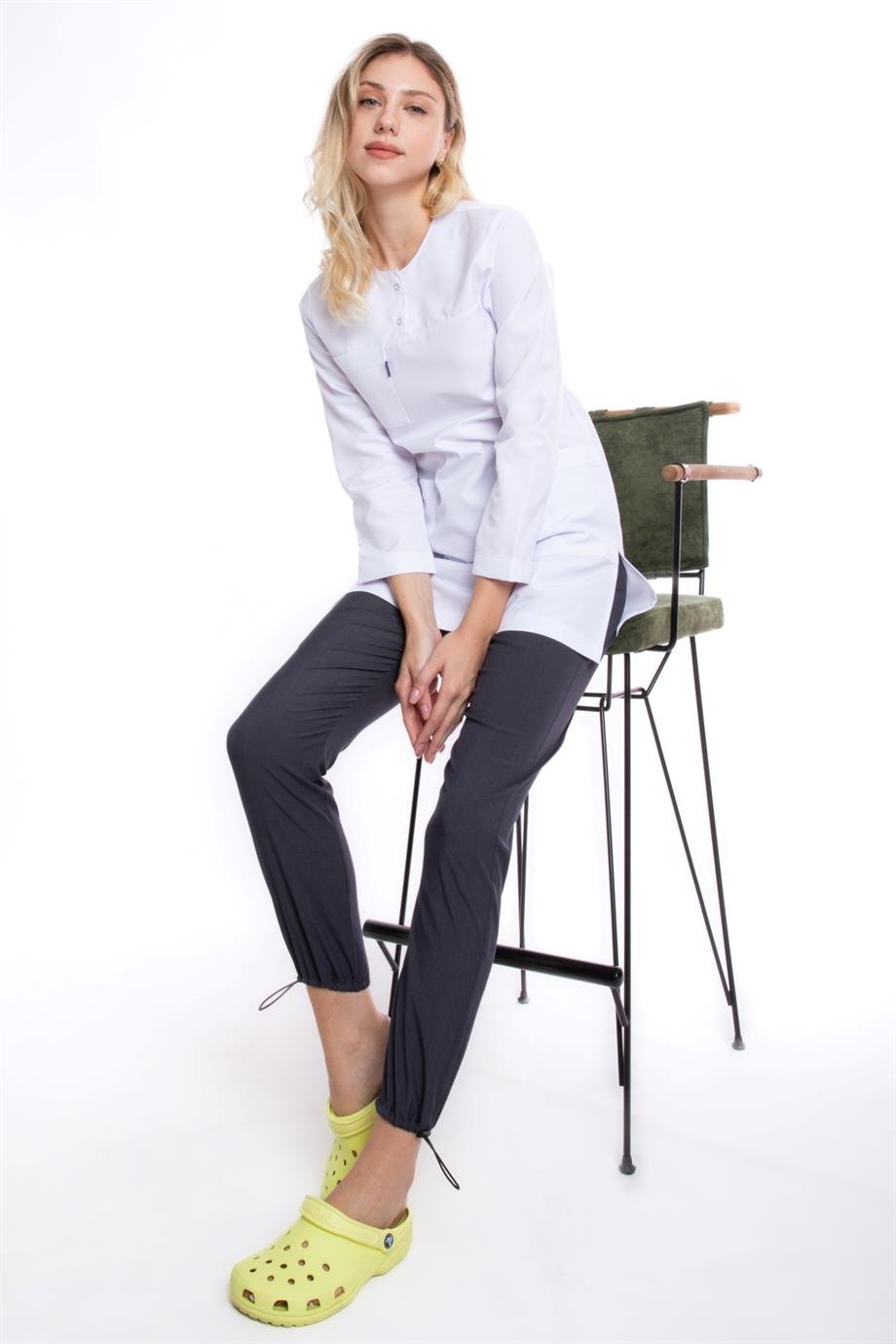 BEYAZ UZUN KOLLU SIFIR YAKA HEMŞİRE ÜST