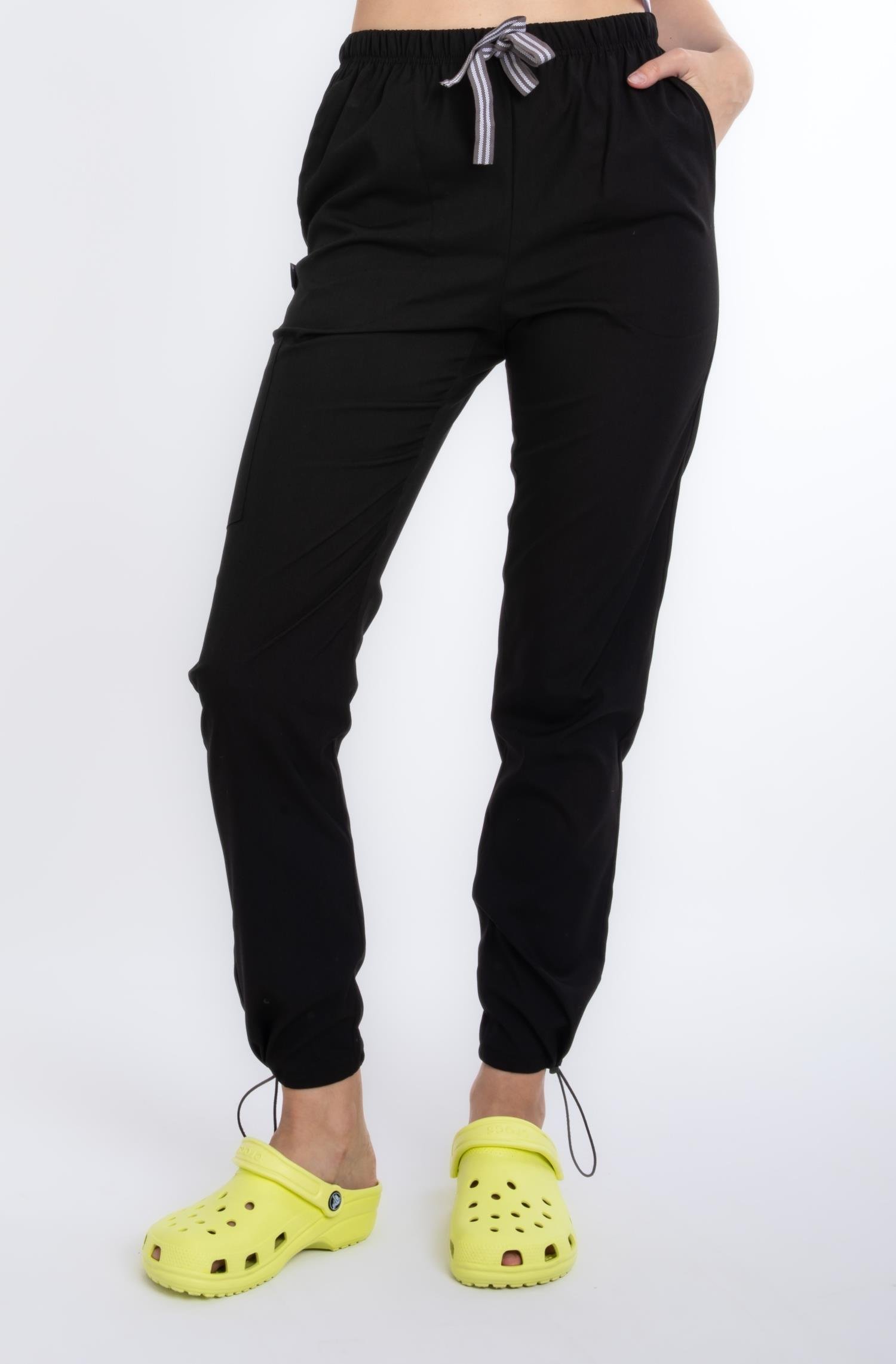 SİYAH CORE-FLEX LİKRALI KADIN PANTOLON (AYARLANABİLİR LASTİKLİ PAÇA)