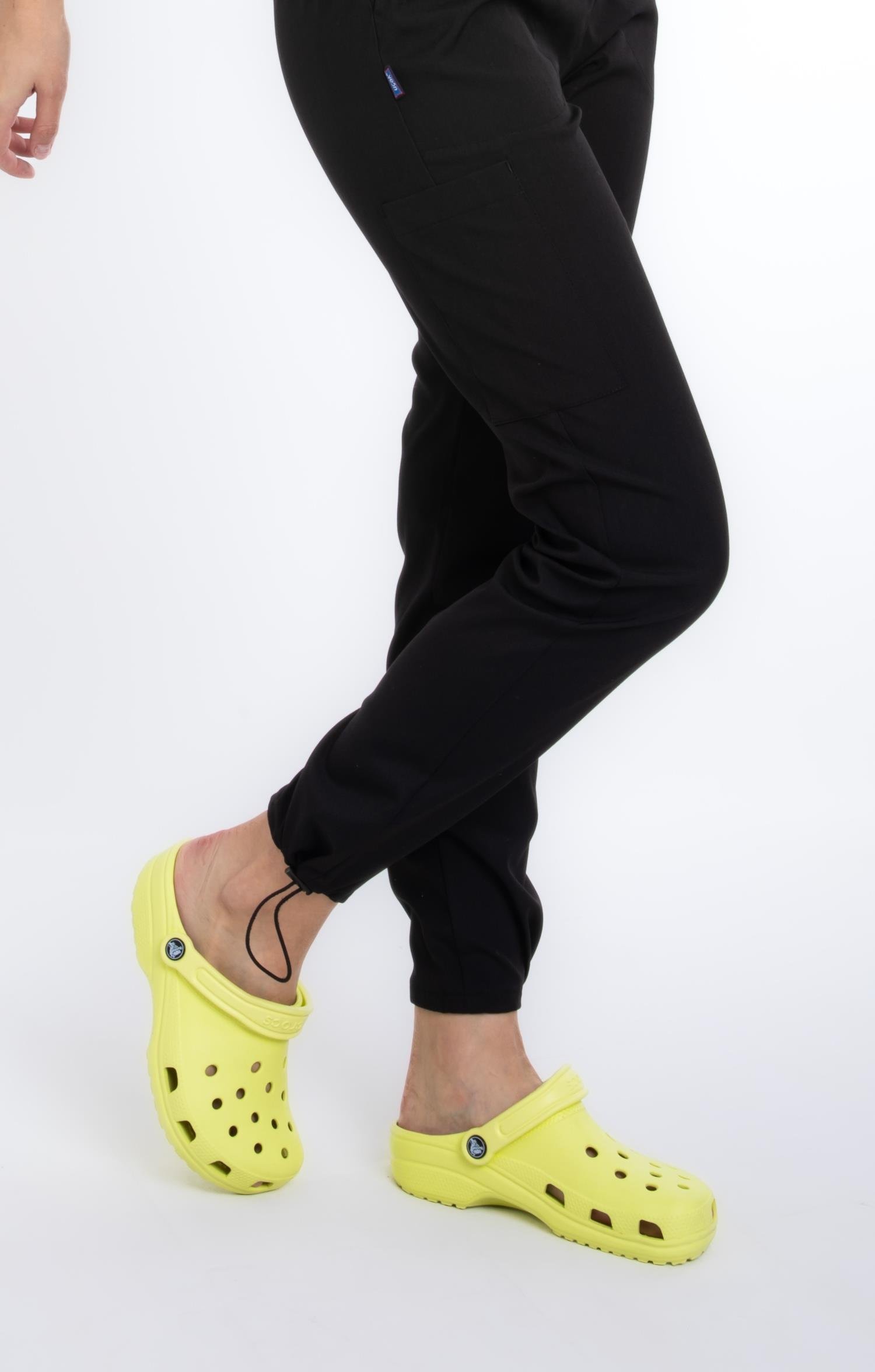 SİYAH CORE-FLEX LİKRALI KADIN PANTOLON (AYARLANABİLİR LASTİKLİ PAÇA)