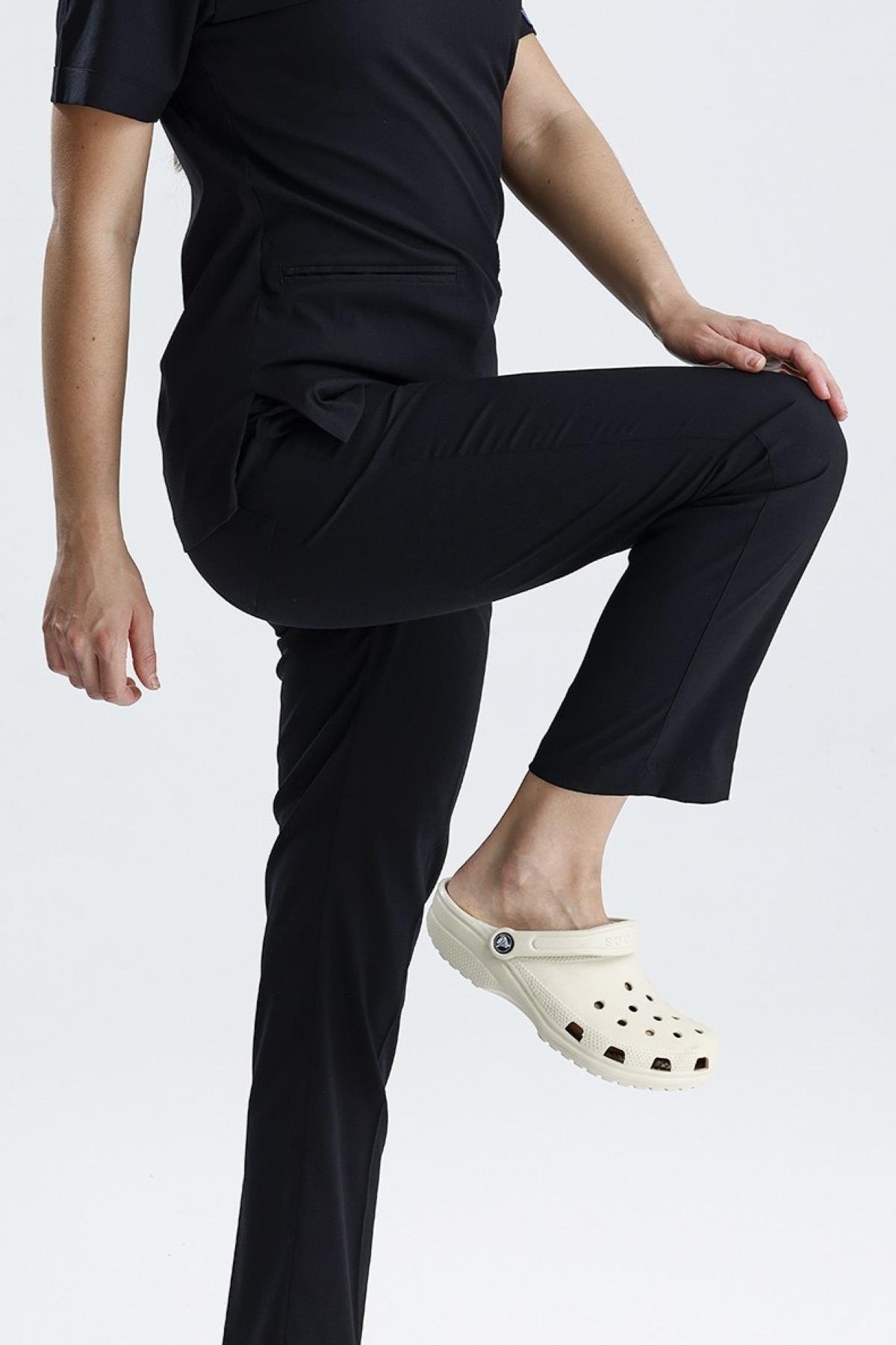 SİYAH LİKRALI BORU PAÇA UNISEX PANTOLON (KALIN KUMAŞ)