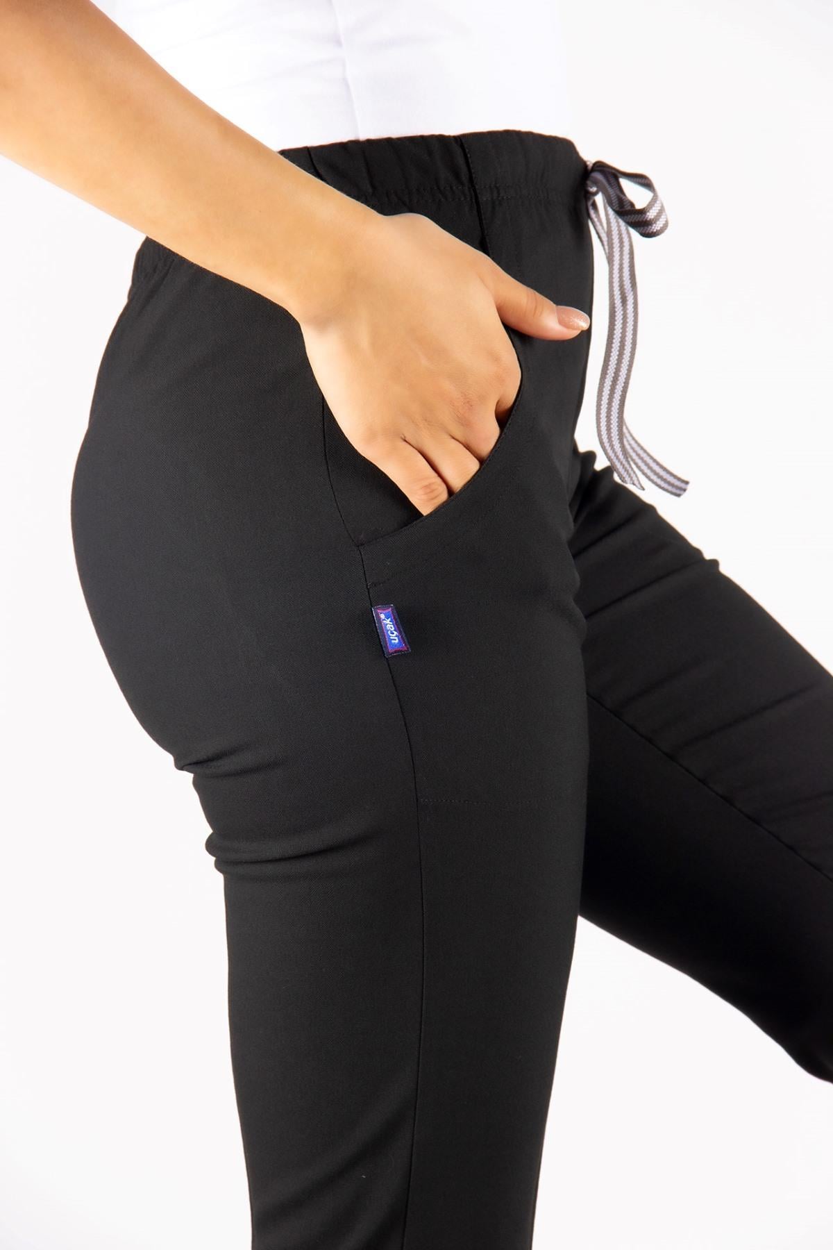 SİYAH LİKRALI İSPANYOL PAÇA KADIN PANTOLON