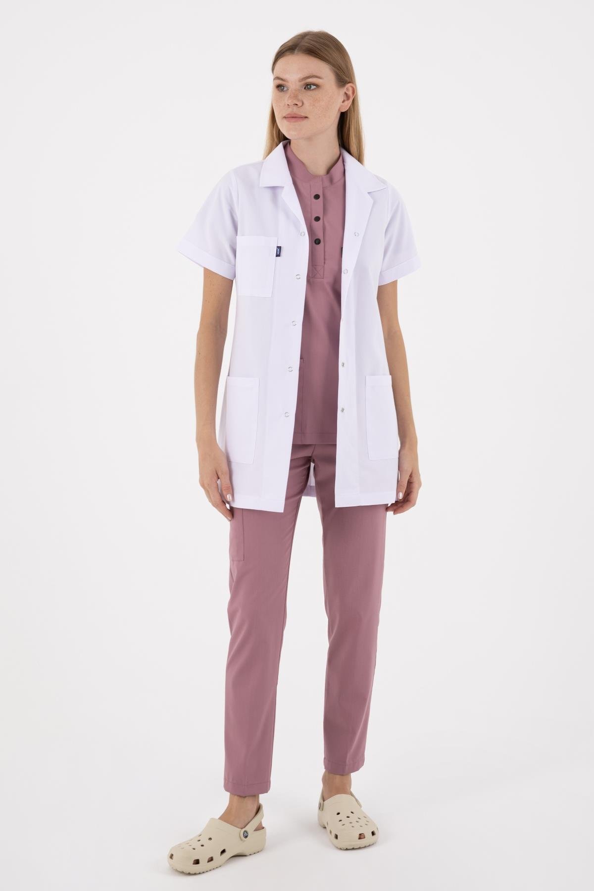 TUNİK BOY, KISA KOL, KLASİK YAKA, KADIN DOKTOR ÖNLÜĞÜ