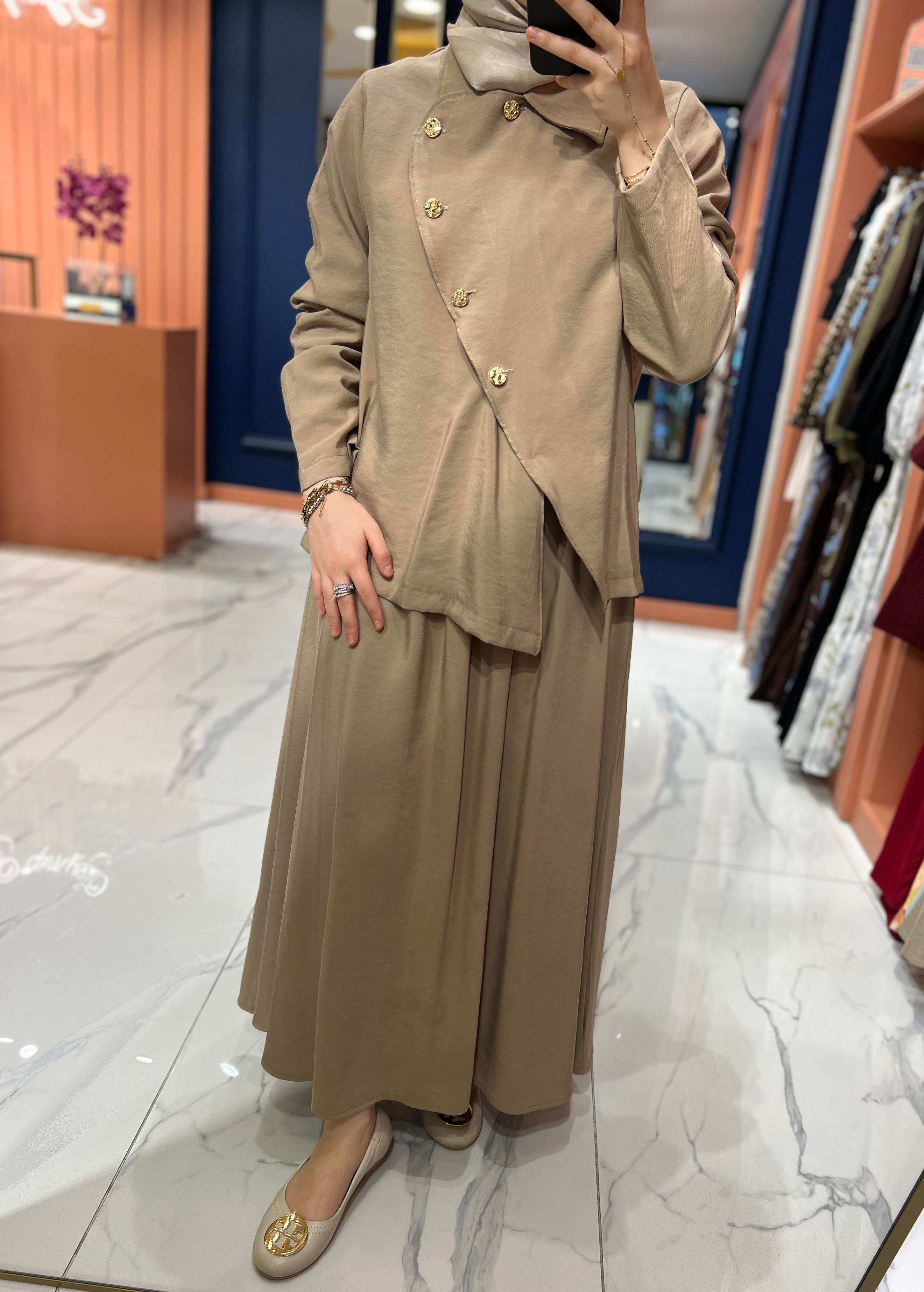 Asimetrik Kesim Etekli Takım Camel