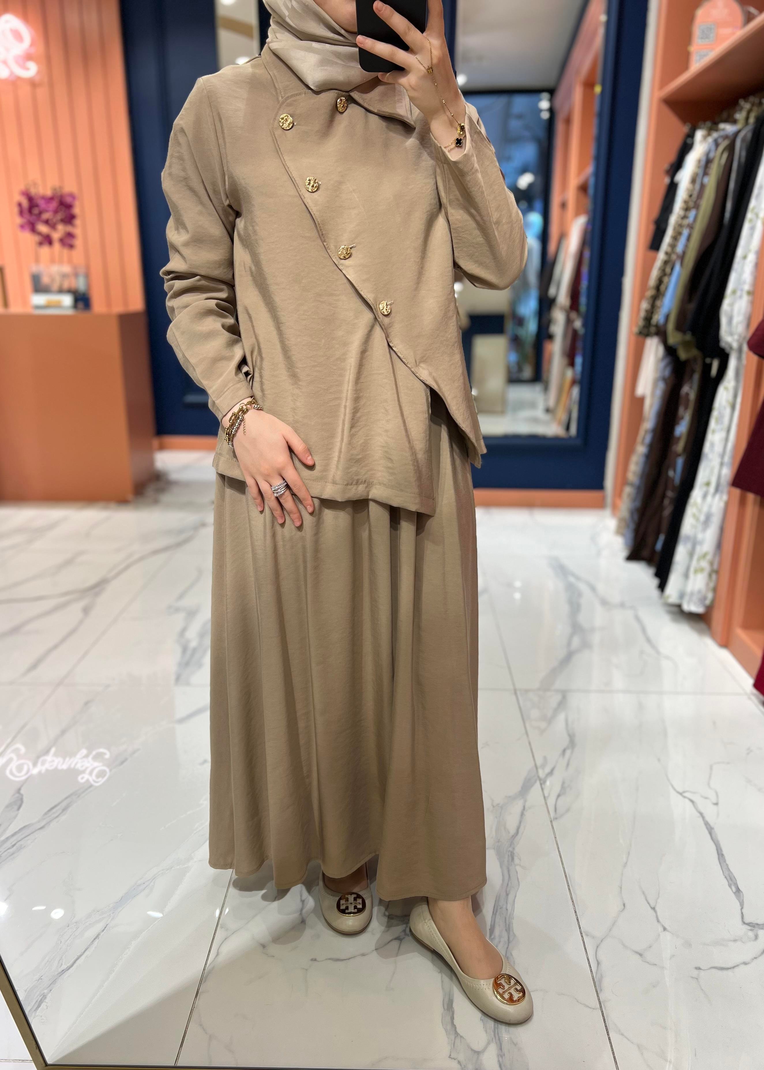Asimetrik Kesim Etekli Takım Camel