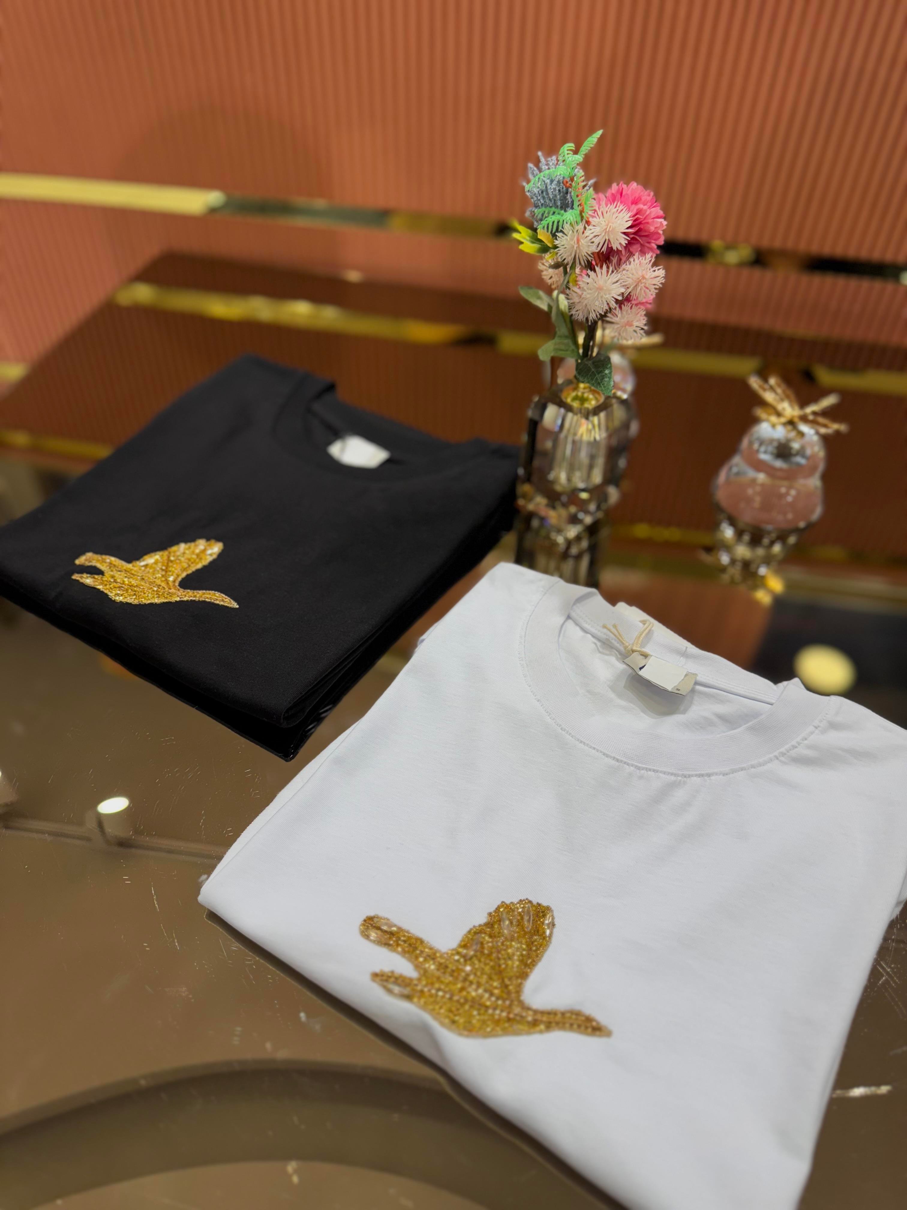 Gold Taşlı Kuşlu Tişört Siyah