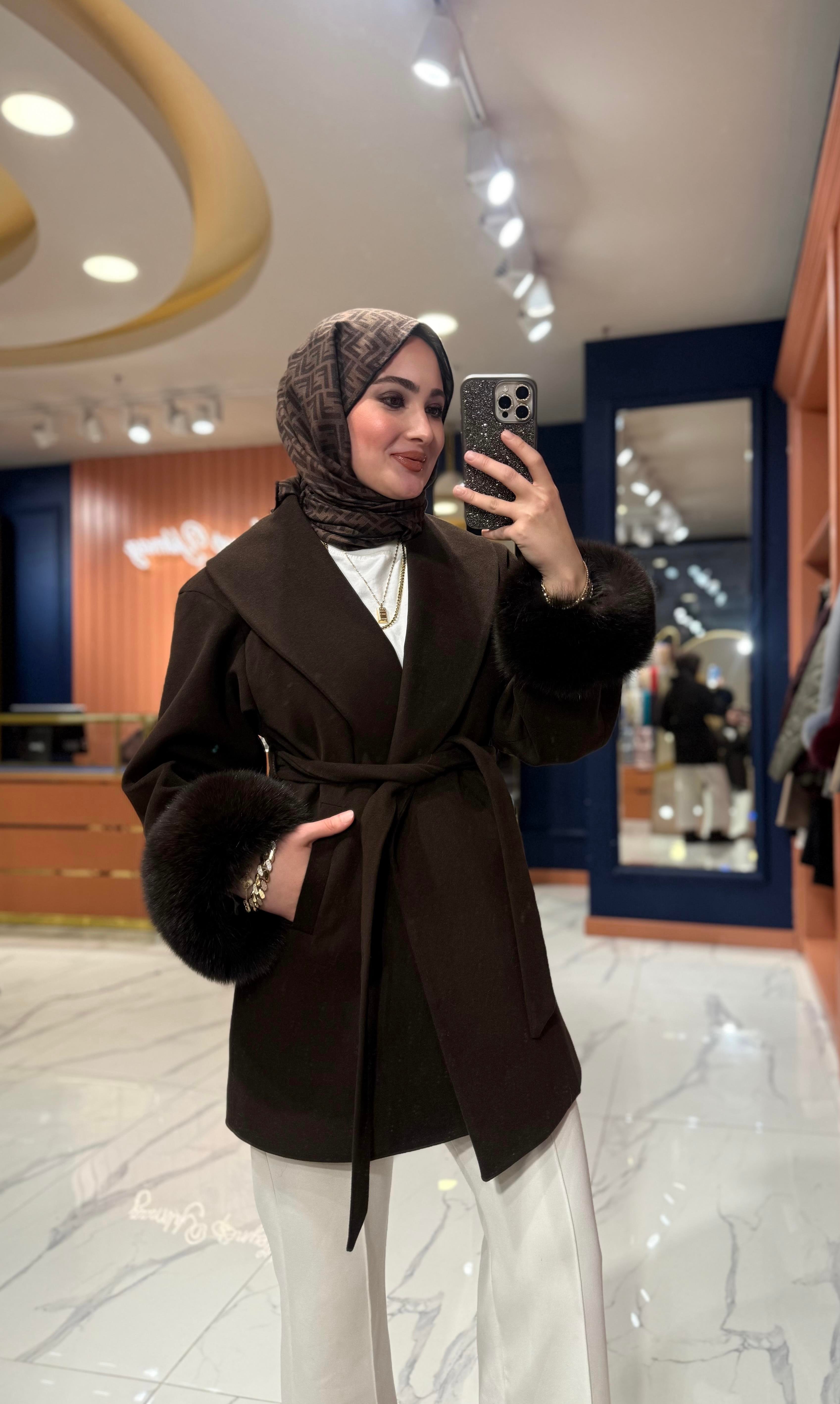 Kürklü Kaşe Kaban  