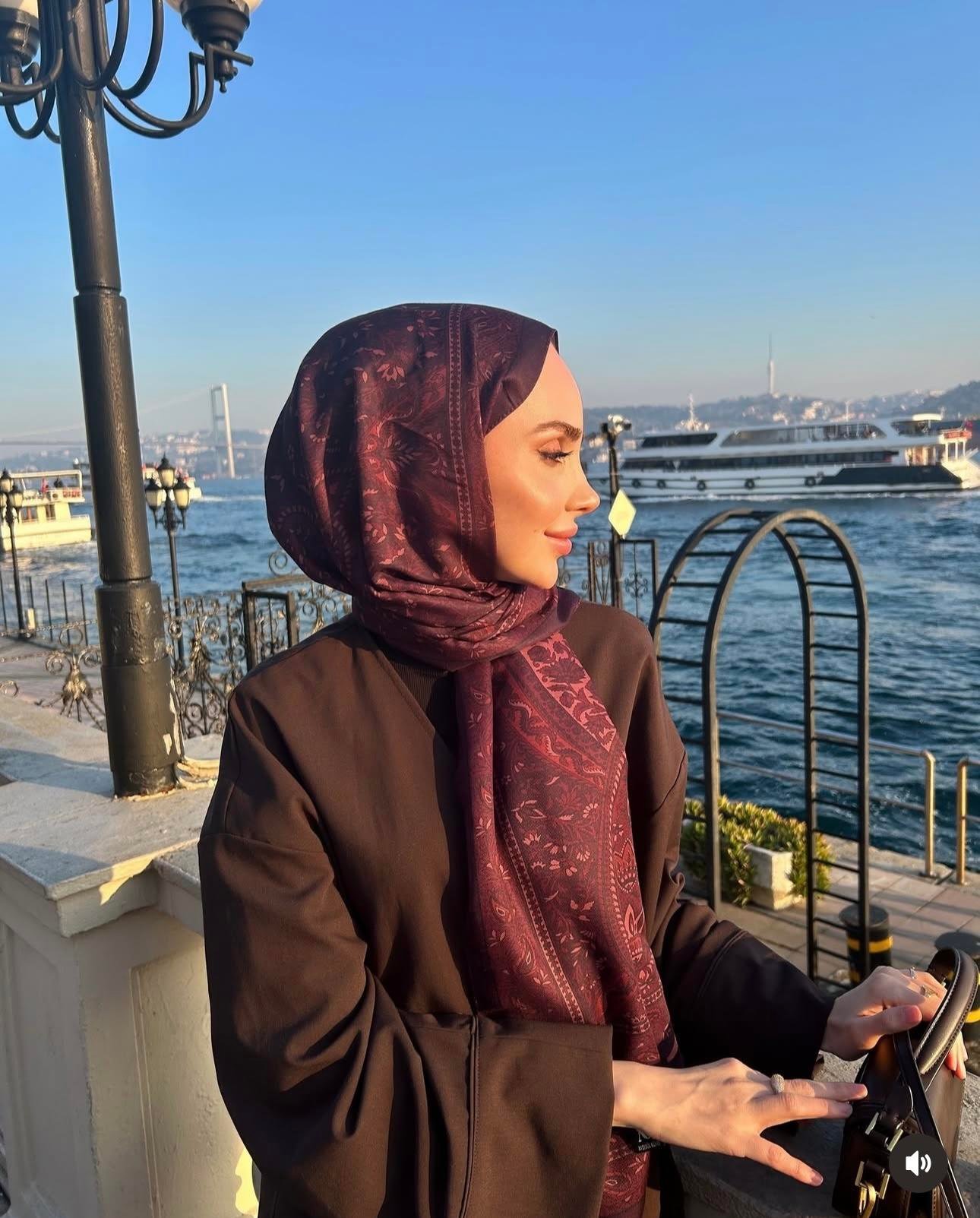 Opia Böğürtlen Şal