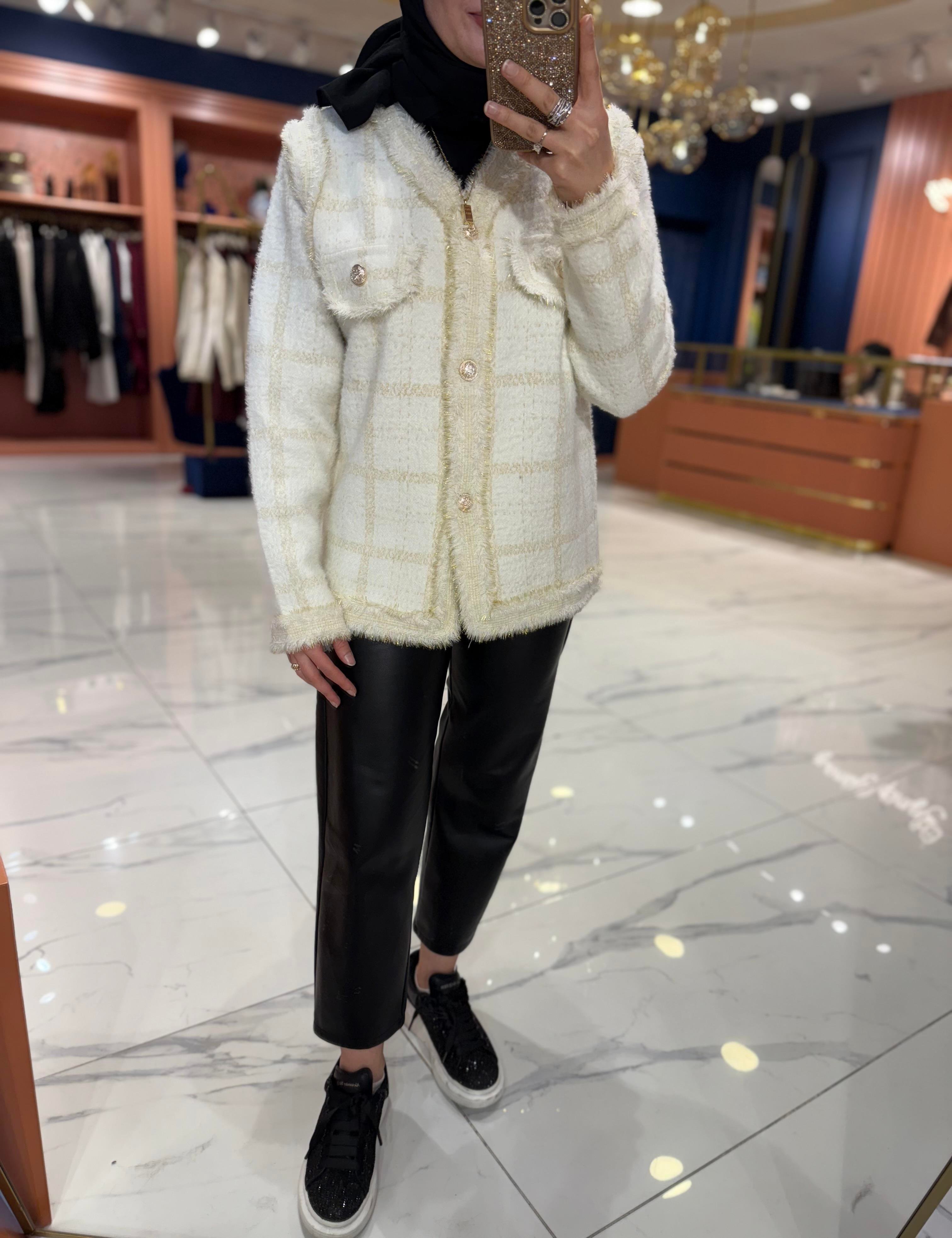 Püsküllü Angora Hırka | Ekru