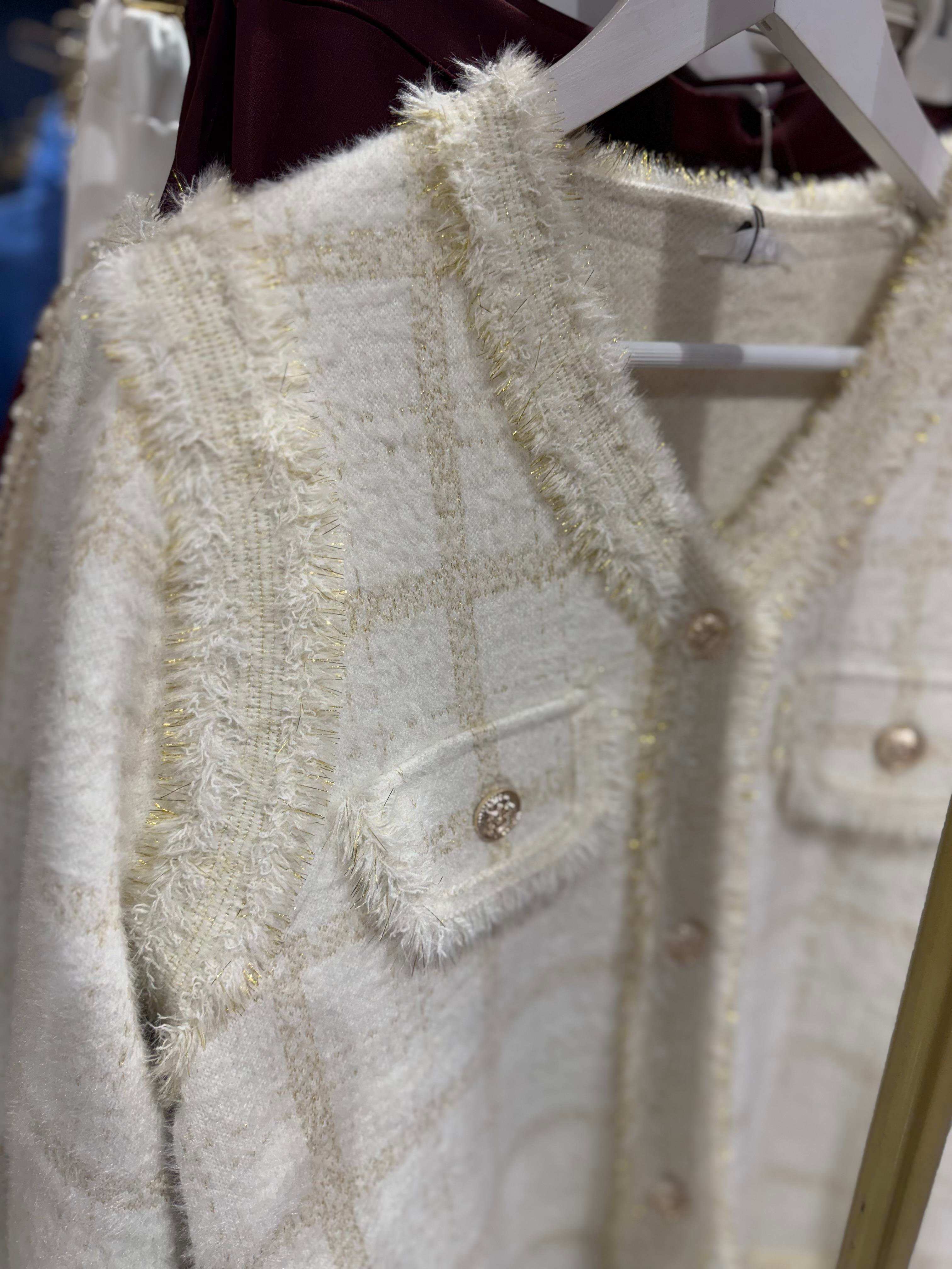 Püsküllü Angora Hırka | Ekru