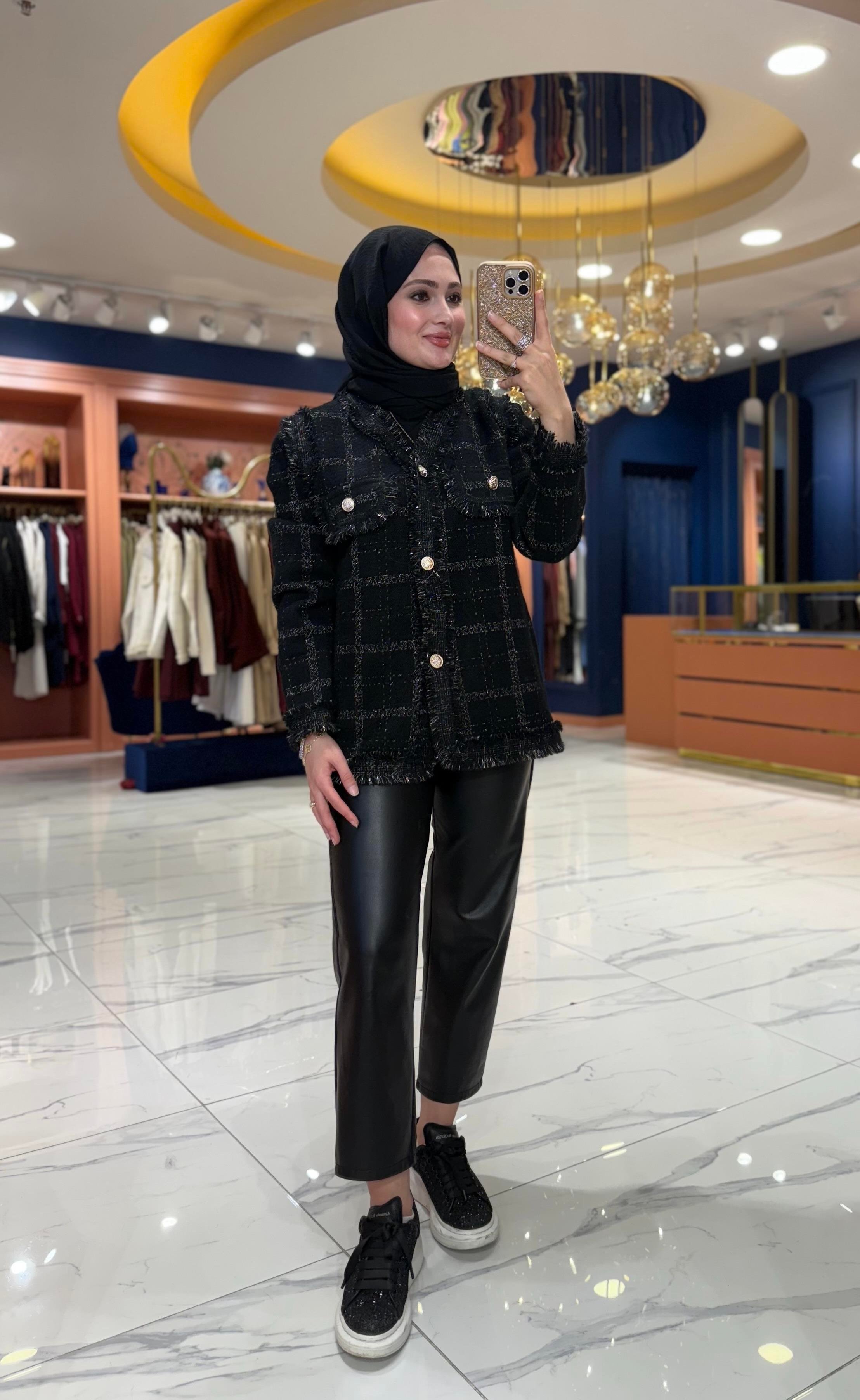 Püsküllü Angora Hırka | Siyah