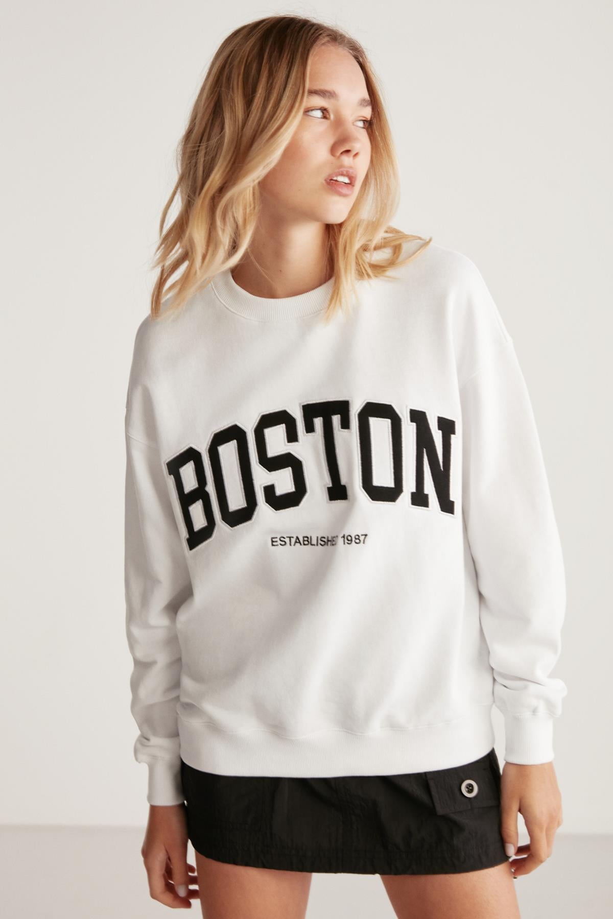 CAROLA Oversize Beyaz Sweatshirt