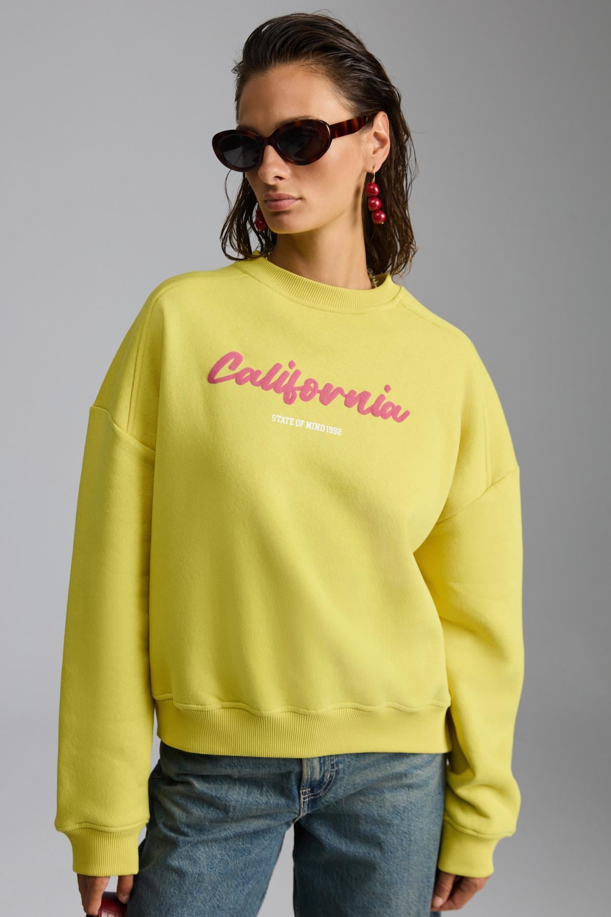 NARDY Kadın Şehir Temalı Baskı Detaylı Şardonlu Organik Pamuk Oversize Yeşil Sweatshirt